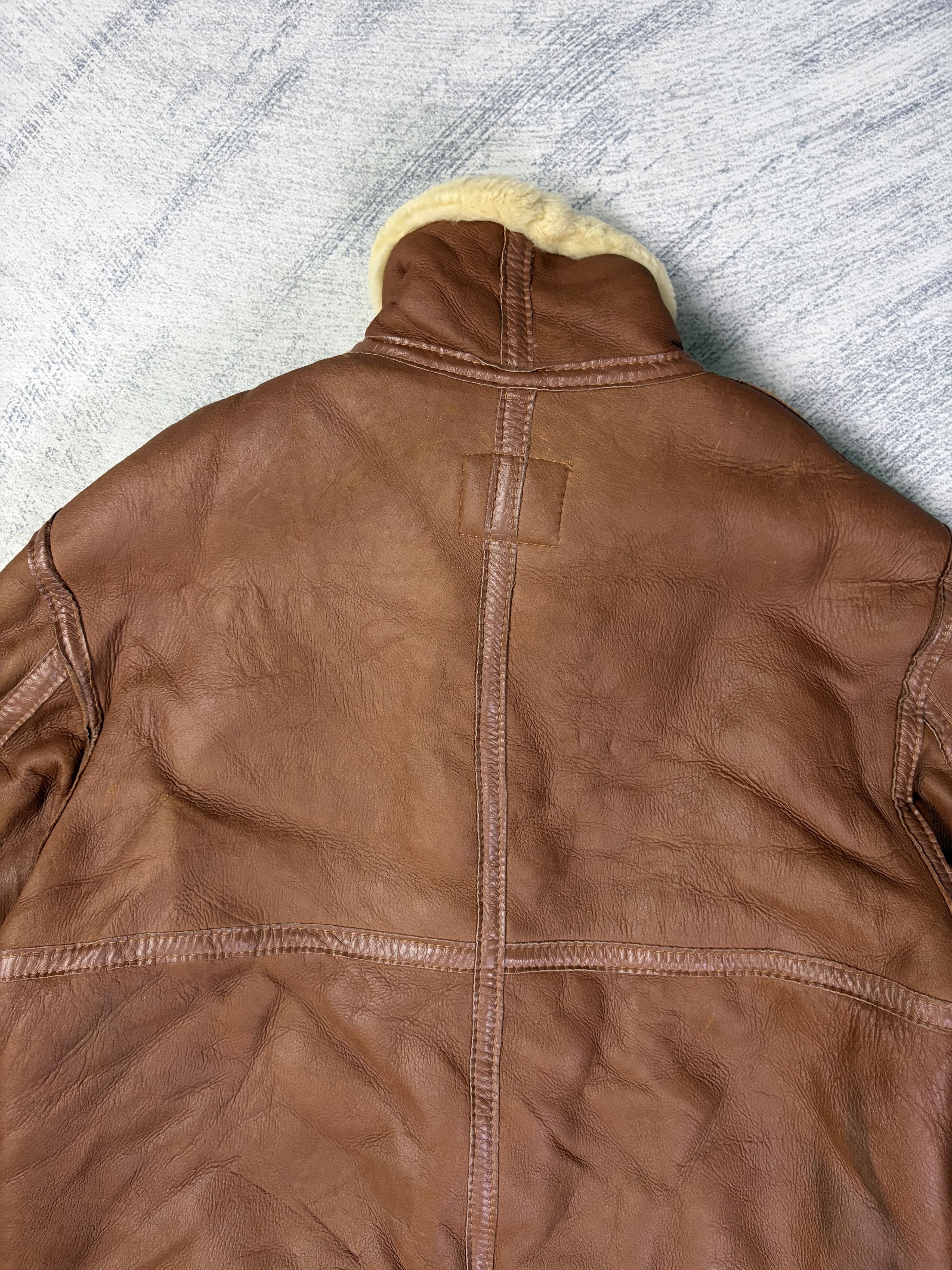 Genuine Leather Vintage B3 USAF USA Insignia Leather SheepSkin Jacket Size US M / EU 48-50 / 2 - 7 Thumbnail