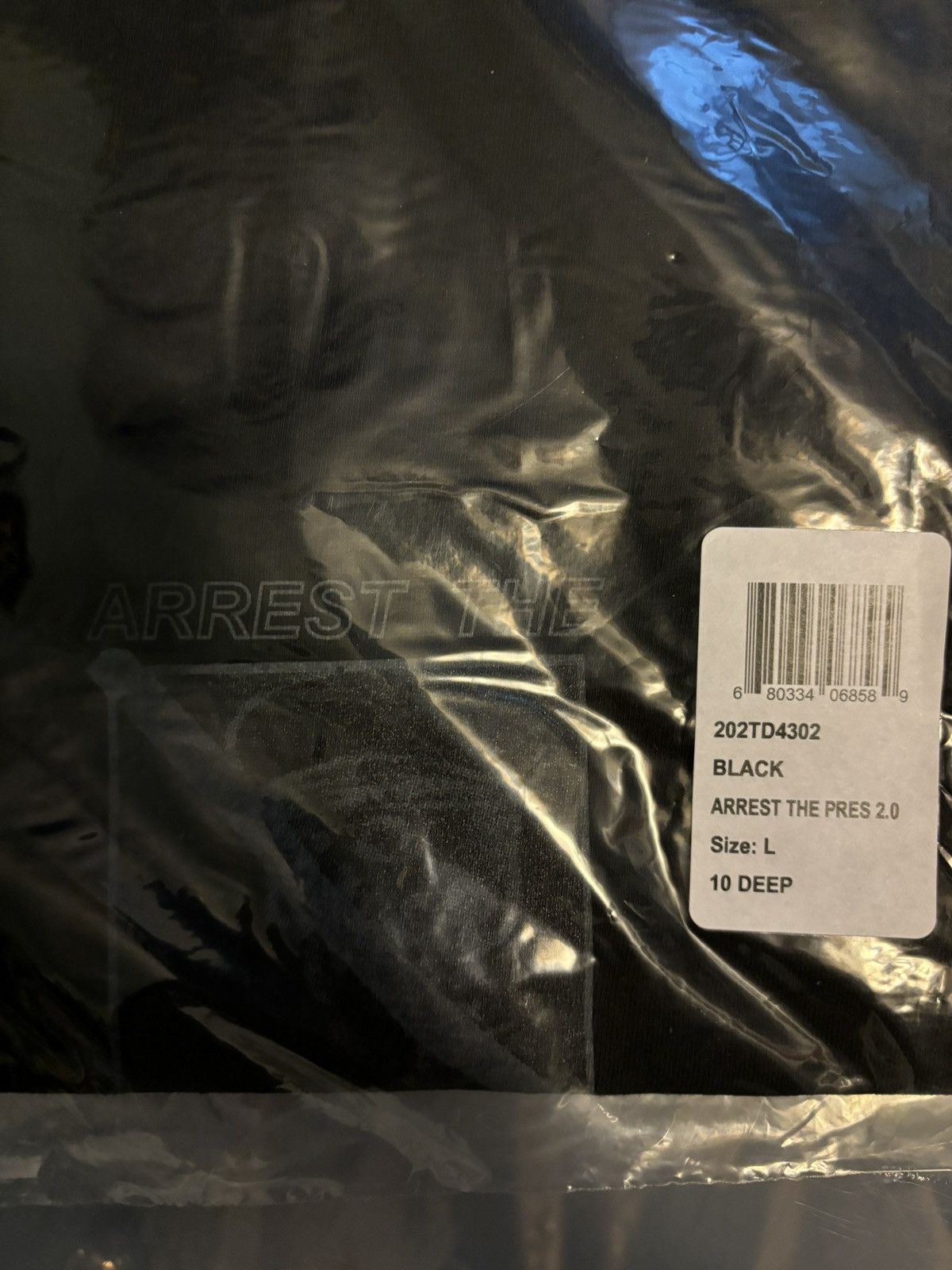 10 Deep 10 Deep Arrest the President tee Size US L / EU 52-54 / 3 - 3 Thumbnail