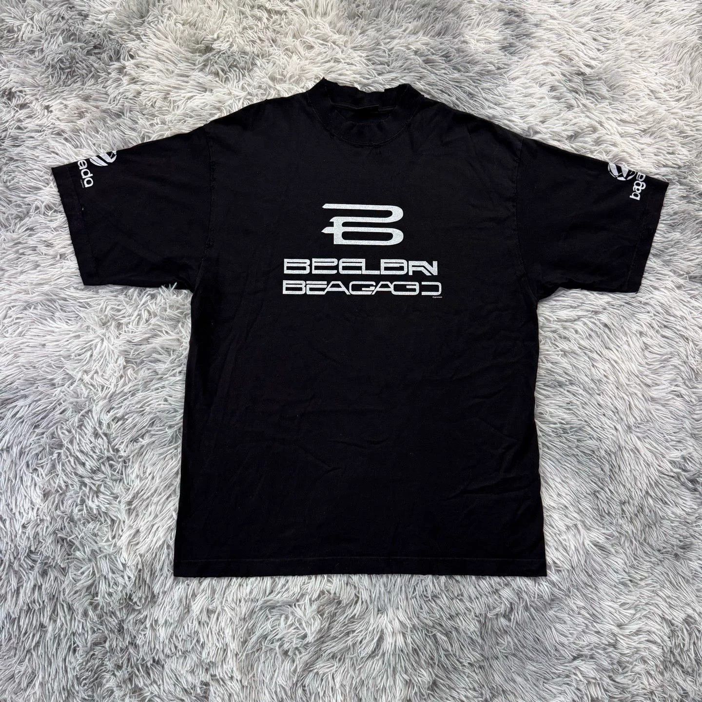 Balenciaga Balenciaga T-Shirt Casual Short Sleeve Size US XS / EU 42 / 0 - 1 Thumbnail