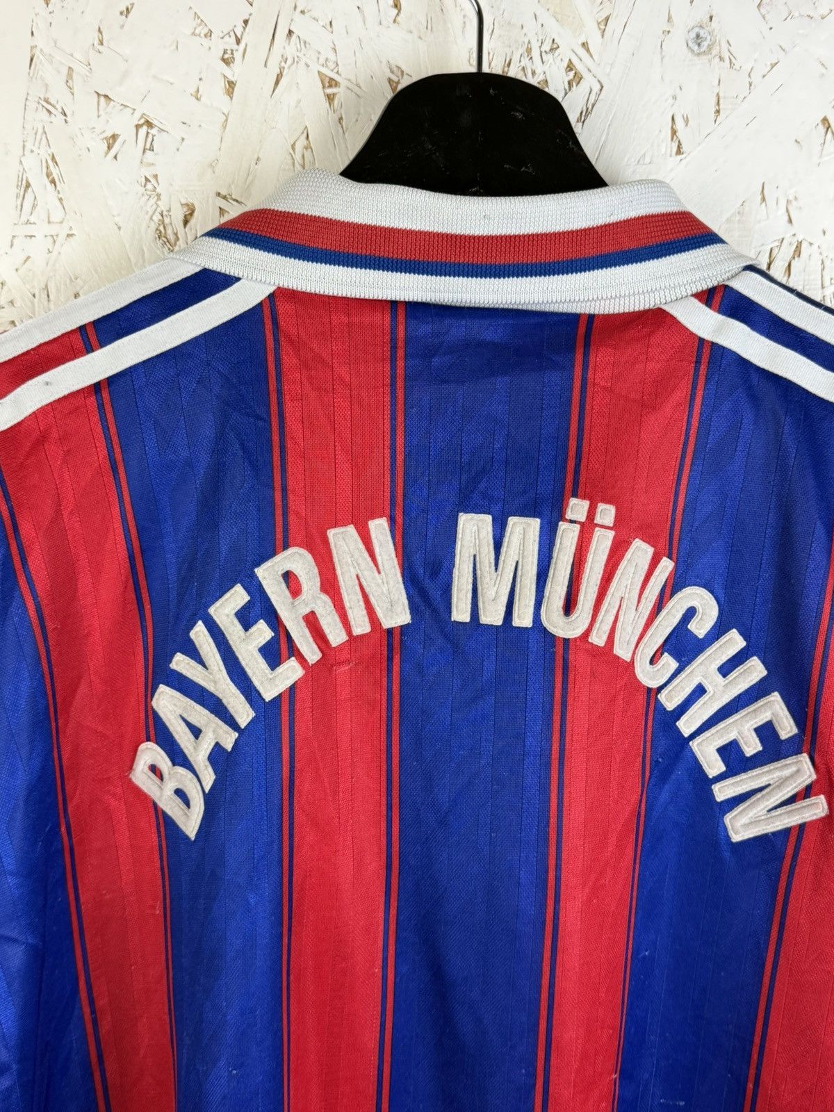 Adidas 90s Adidas Bayern Munchen 1995/96/97 Home Kit Soccer Jersey Size US M / EU 48-50 / 2 - 8 Thumbnail
