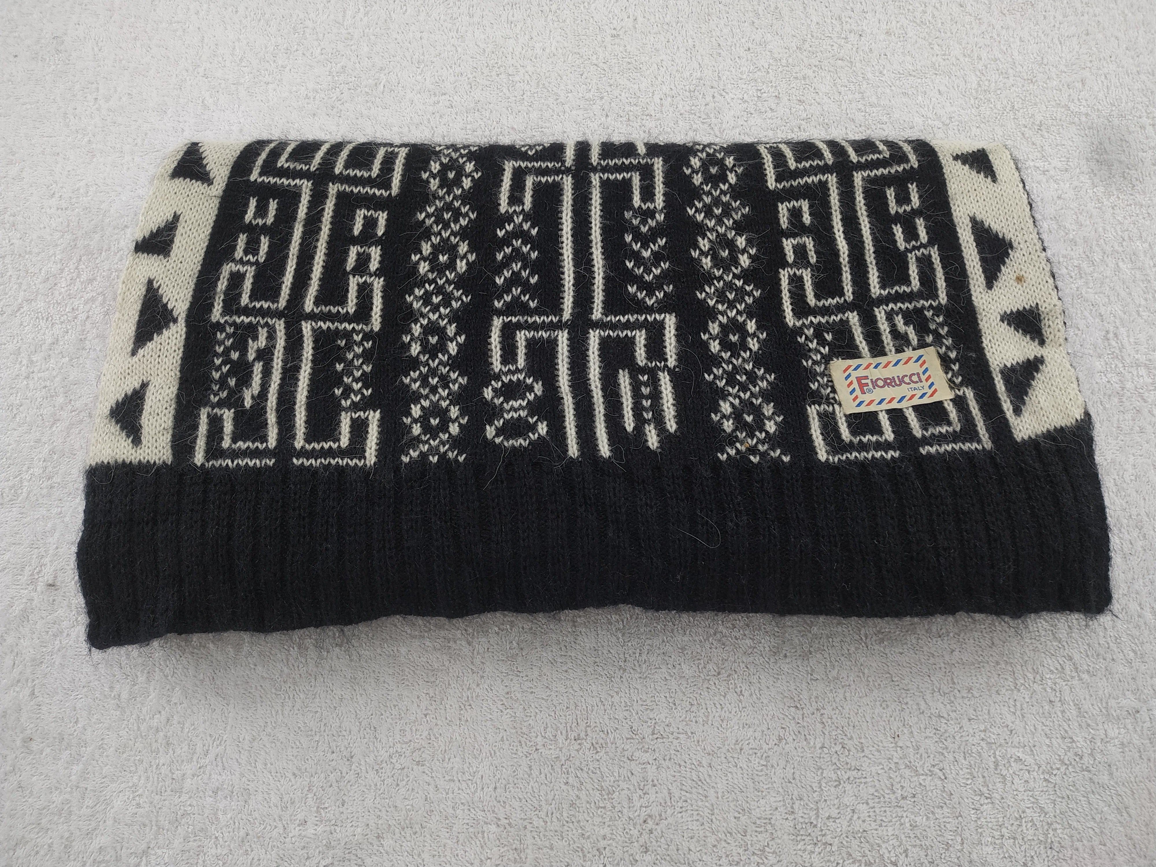 Fiorucci Fiorucci Scarf / Muffler / Neckwear - WW594 Size ONE SIZE - 3 Thumbnail