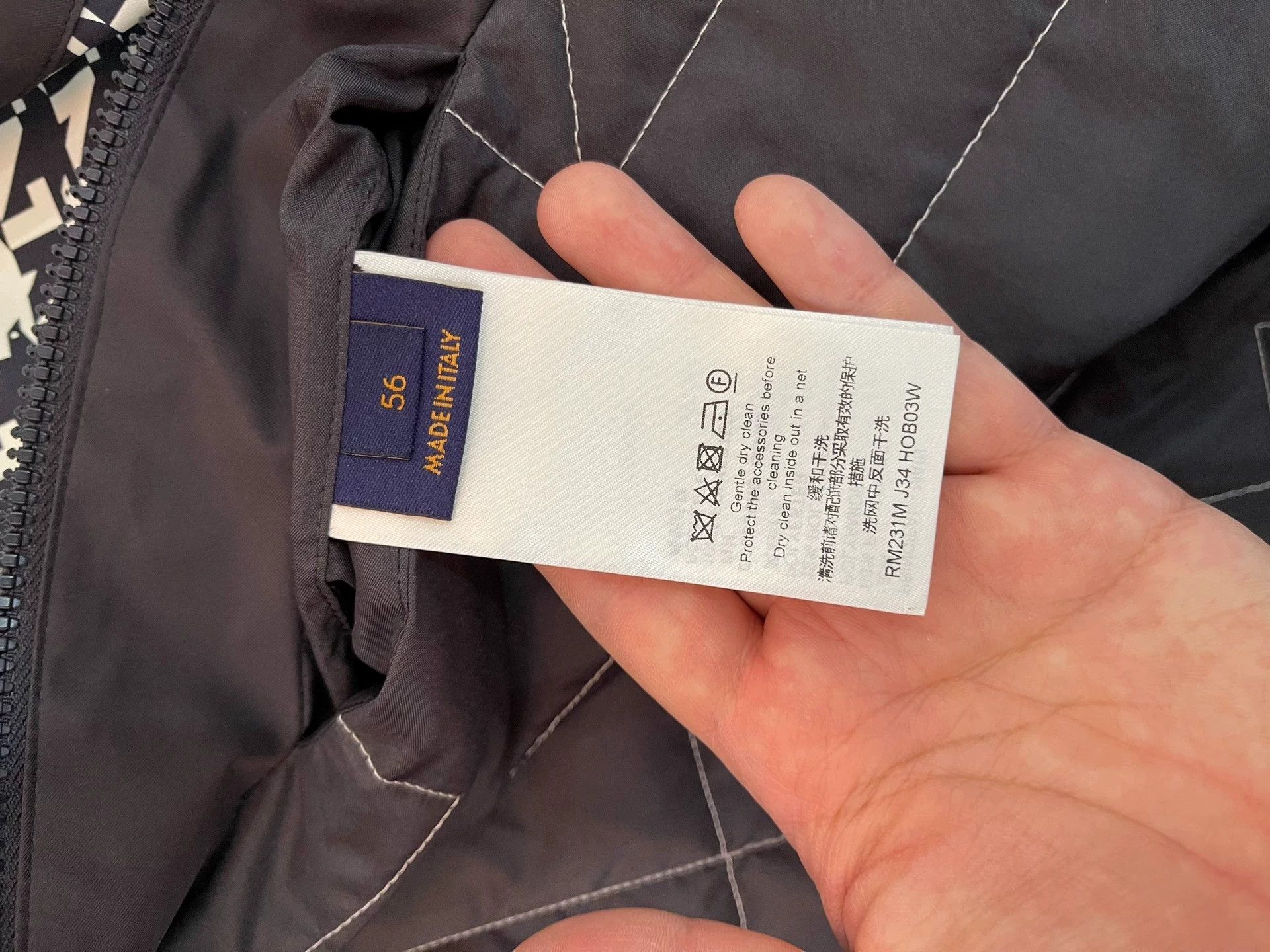Louis Vuitton LV Full Logo Jacket 56 New With Tags Size US XL / EU 56 / 4 - 4 Thumbnail