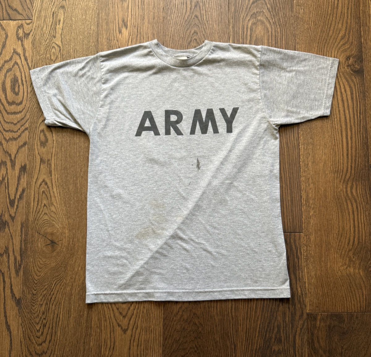 Vintage Vintage Y2K US Army Military Graphic Tee Size US XL / EU 56 / 4 - 1 Thumbnail