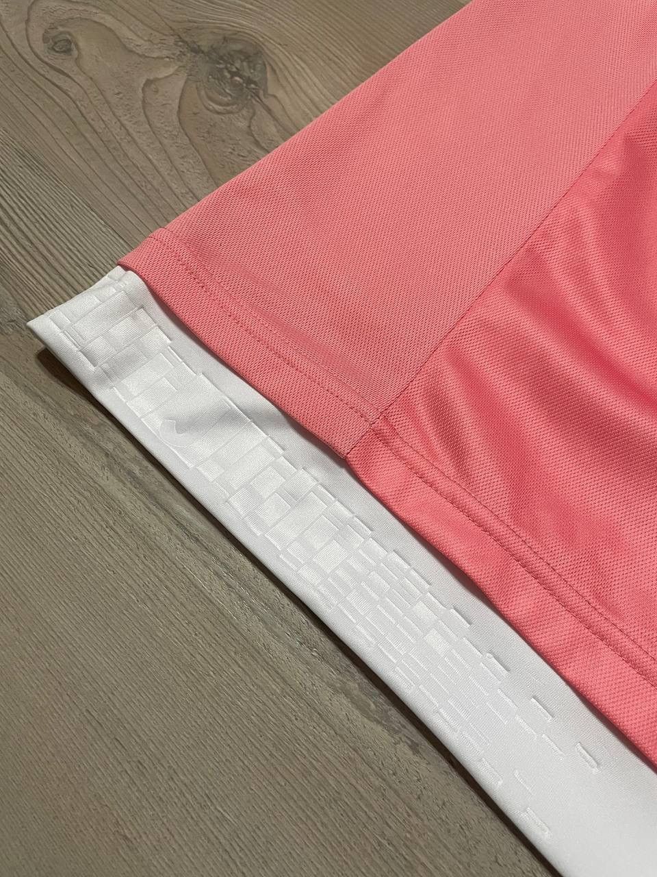 Other Juventus 2015/2016 Away Pink Drake Soccer Jersey Large Size US L / EU 52-54 / 3 - 8 Thumbnail