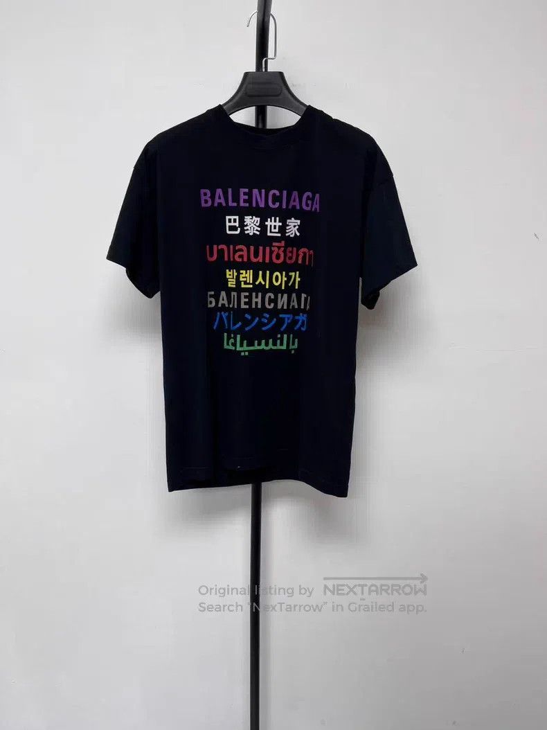 Balenciaga Balenciaga Pleated Design Multilingual Printed Logo Short Size XS / US 0-2 / IT 36-38 - 1 Thumbnail