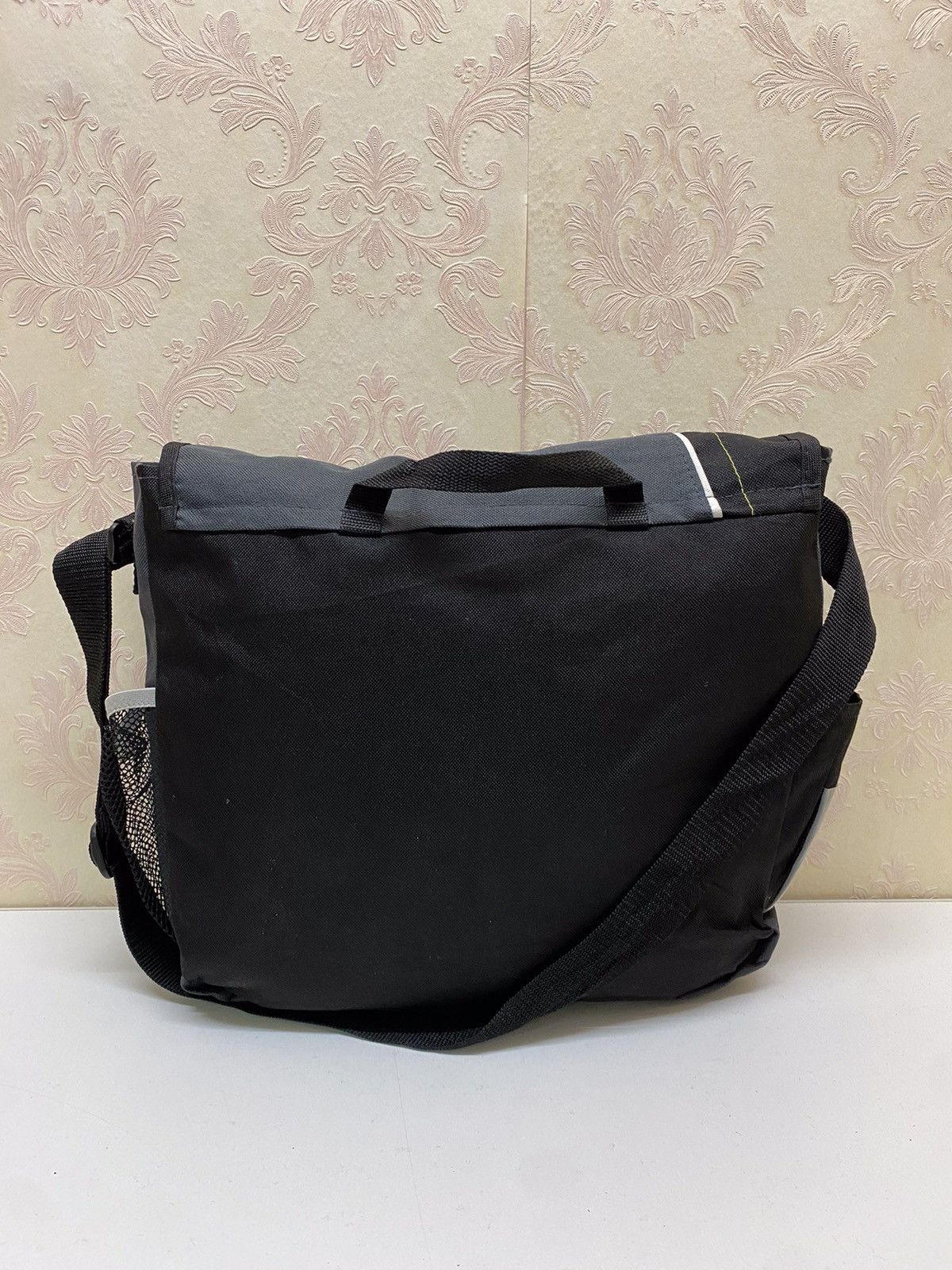 Japanese Brand Atchison Crossbody Bag Size ONE SIZE - 3 Thumbnail
