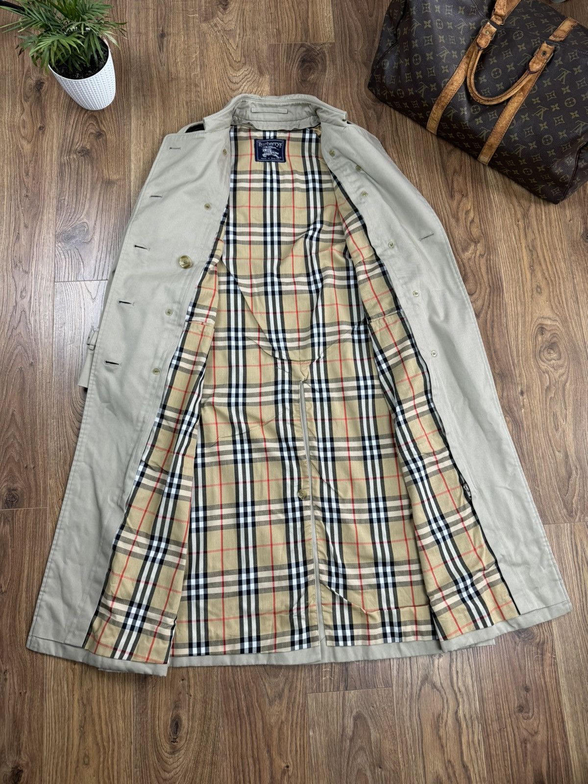 Burberry Vintage trench coat Burberry original luxury streetwear item Size S / US 4 / IT 40 - 3 Thumbnail