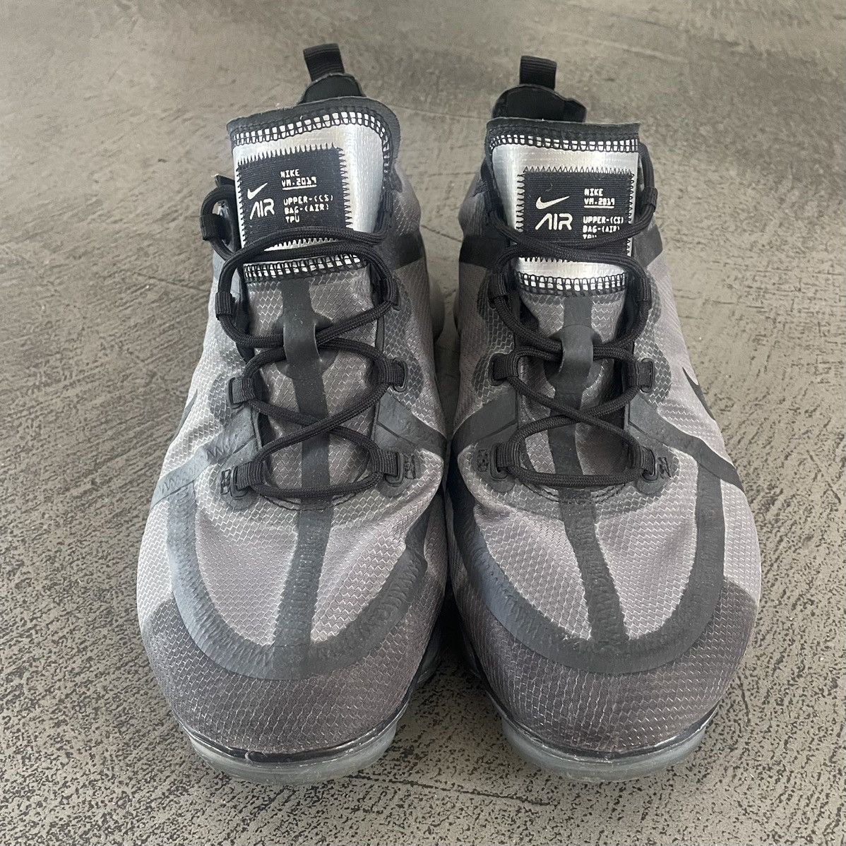 Nike Nike Air Vapormax 2019 AR6631-004 Ghost Triple Black Size US 11.5 / EU 44-45 - 2 Thumbnail