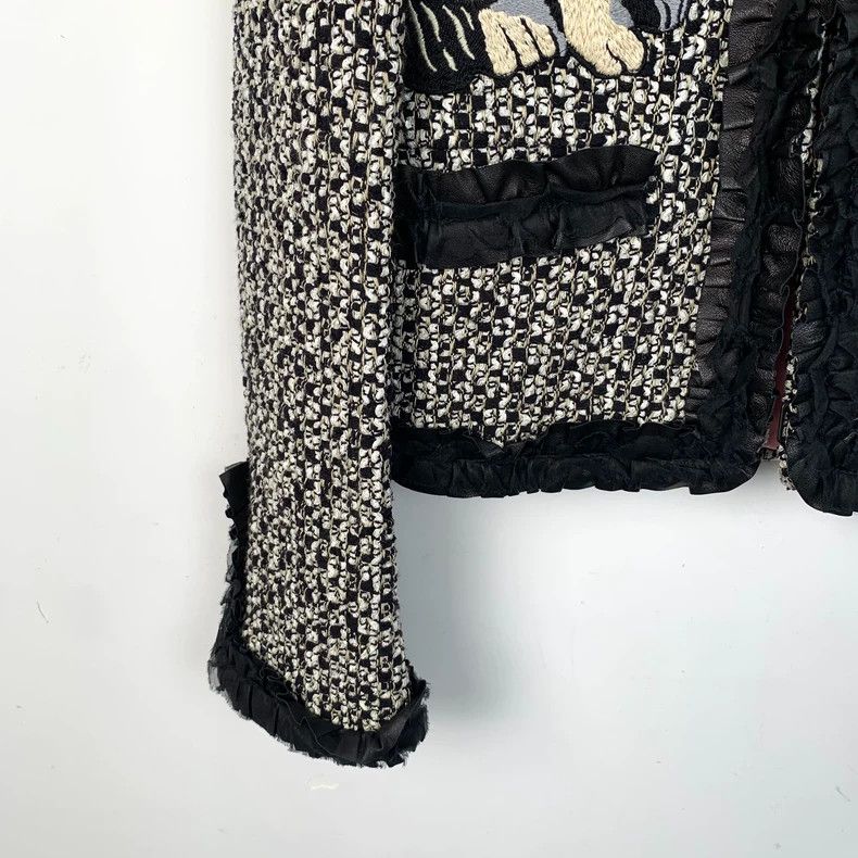 Gucci Gucci Size 36 Black puppy embroidered lapel coarse tweed s Size US XXS / EU 40 - 4 Thumbnail