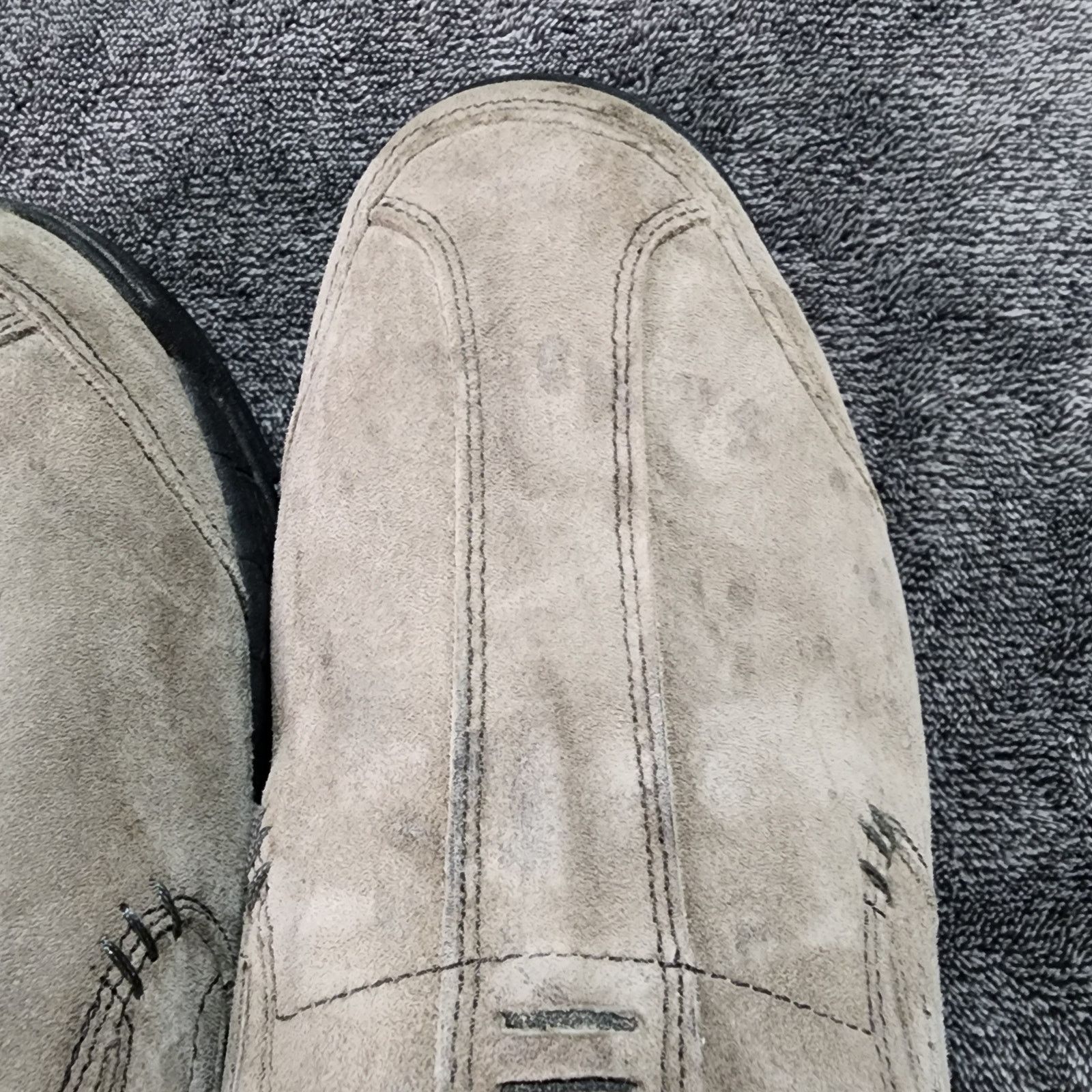 SKECHERS Skechers suede shoes leather slip on ;oafers mens sz 10 SHLF Size US 10 / EU 43 - 10 Thumbnail