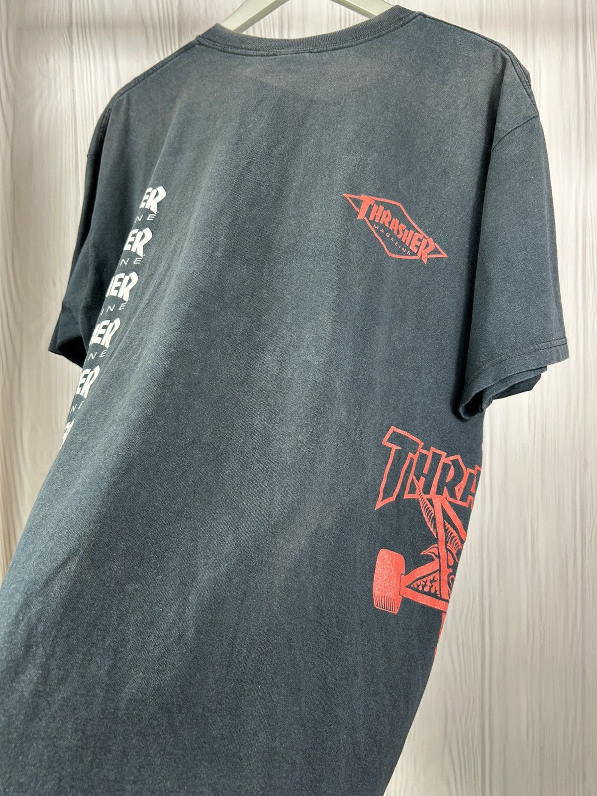 Thrasher × Vintage Vintage Thrasher Pentagram T-Shirt Size L Sunfaded Size US L / EU 52-54 / 3 - 12 Thumbnail