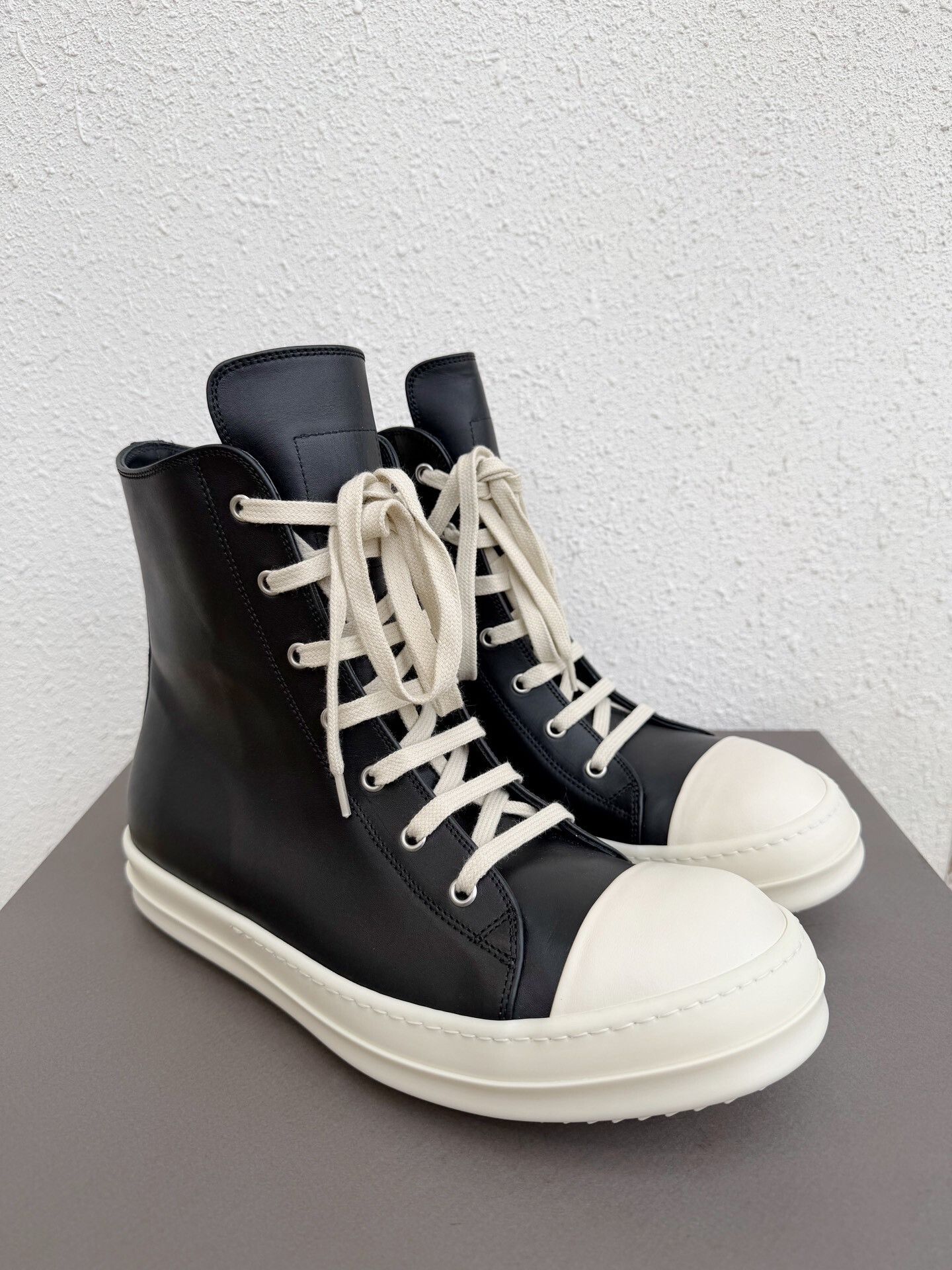 Rick Owens Rick Owens High-Top Leather Sneakers Size US 10 / EU 43 - 1 Thumbnail