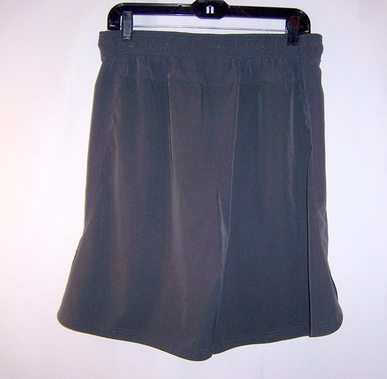 Reebok Reebok Women's Basketball Shorts - Dark Grey - Large Size 36" / US 14 / IT 50 - 5 Thumbnail