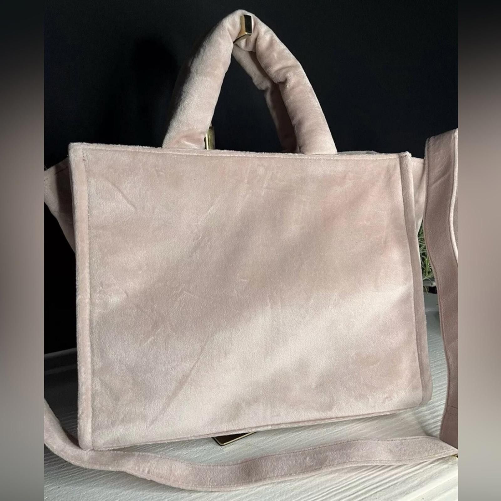 Juicy Couture Jeans Juicy Couture Dusty Blush Big Spender Tote Crossbody Bag NWT Size ONE SIZE - 3 Thumbnail