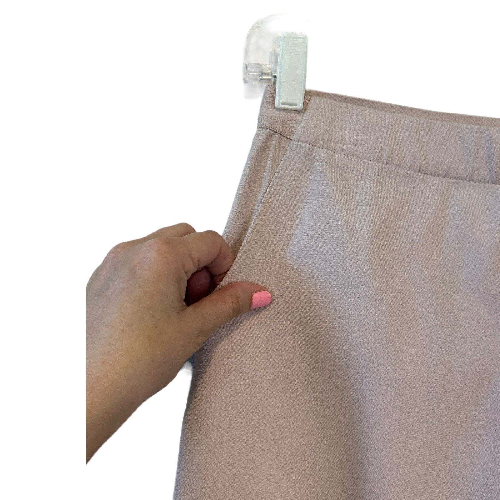Uniqlo Uniqlo pale pink pull on straight leg pants size small Size 27" / US 4 / IT 40 - 8 Thumbnail