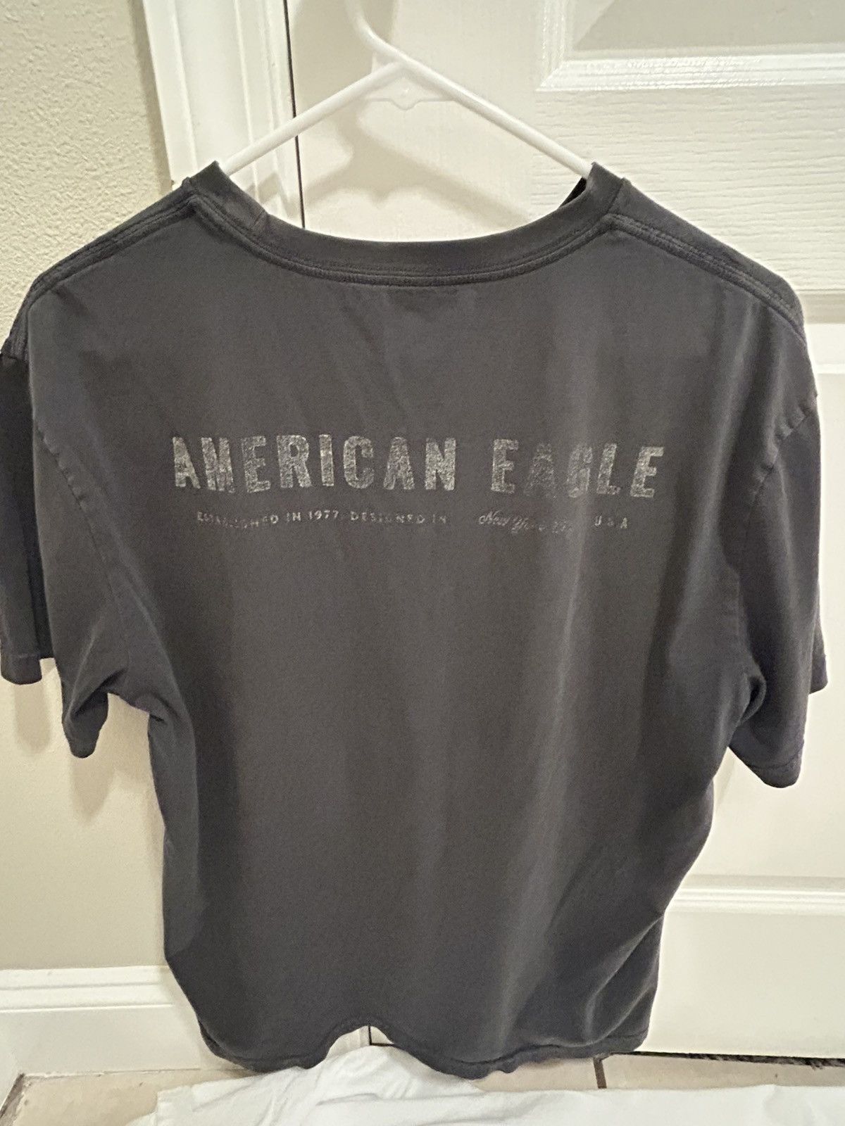 American Eagle Outfitters Black T-Shirt Size US M / EU 48-50 / 2 - 2 Thumbnail