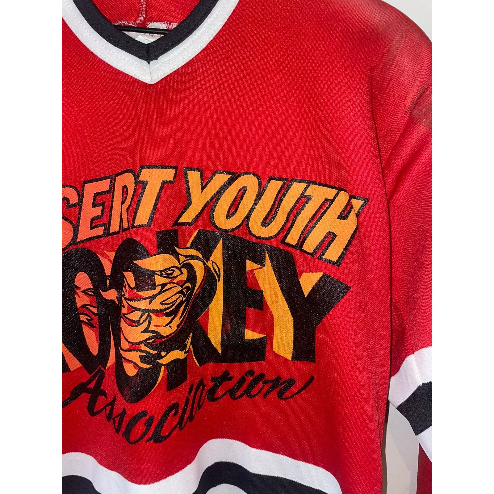Vintage Vintage Youth Hockey Jersey Desert Assc Red Hockey 90s Boys Size US L / EU 52-54 / 3 - 3 Thumbnail
