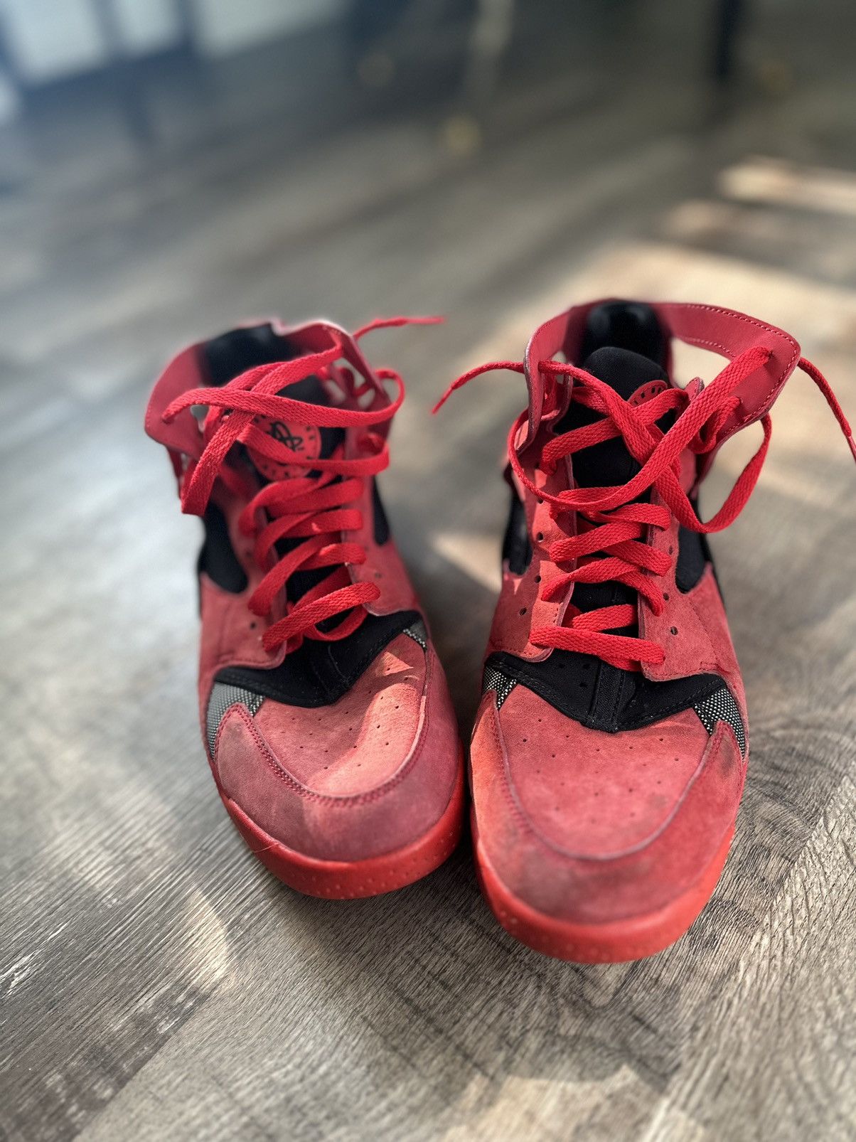 Nike Air Flight Huarache University Red Black 2014