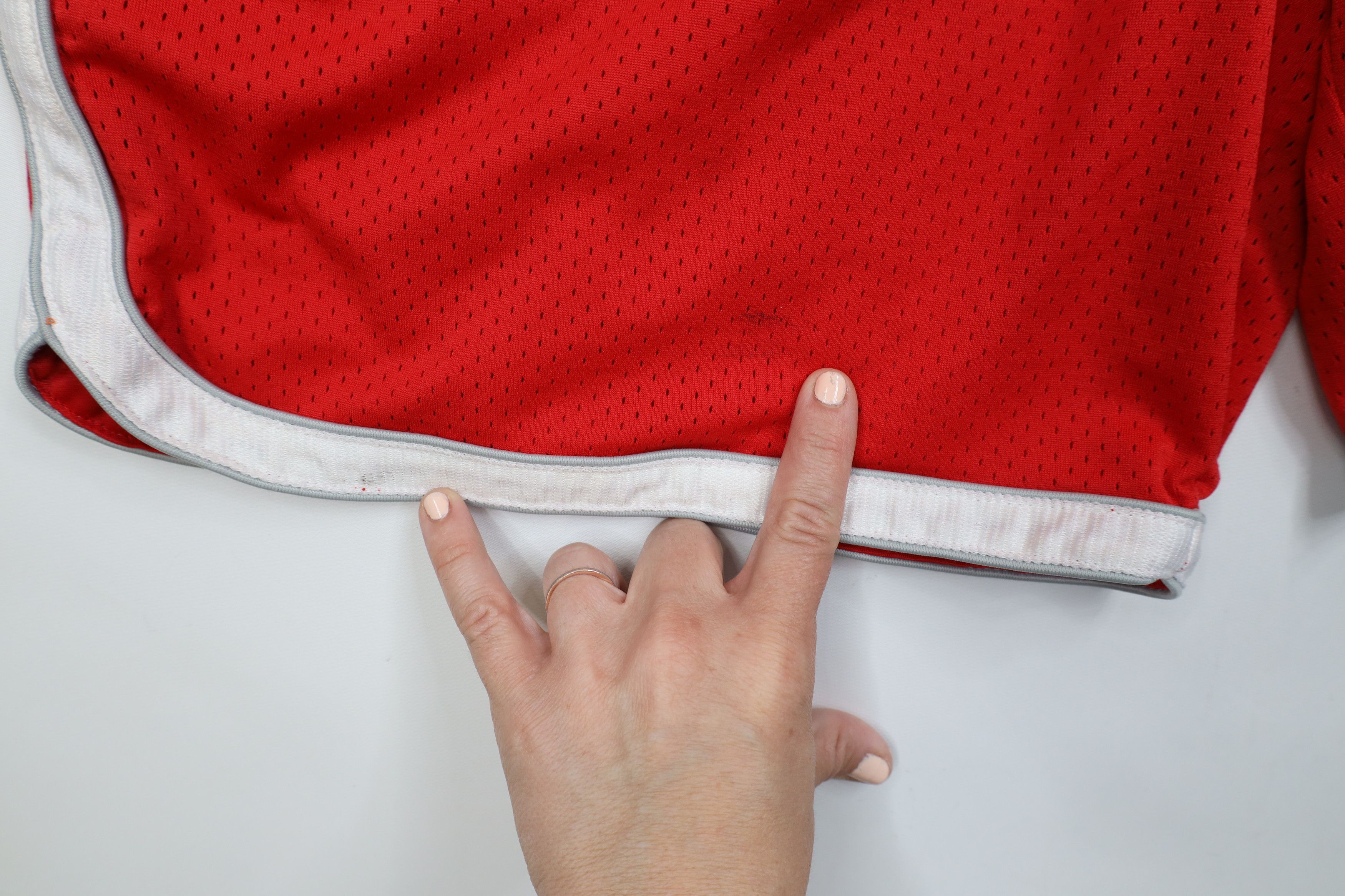 Starter × Vintage Vintage 90s Starter Ohio State University Basketball Shorts Size US 34 / EU 50 - 7 Thumbnail
