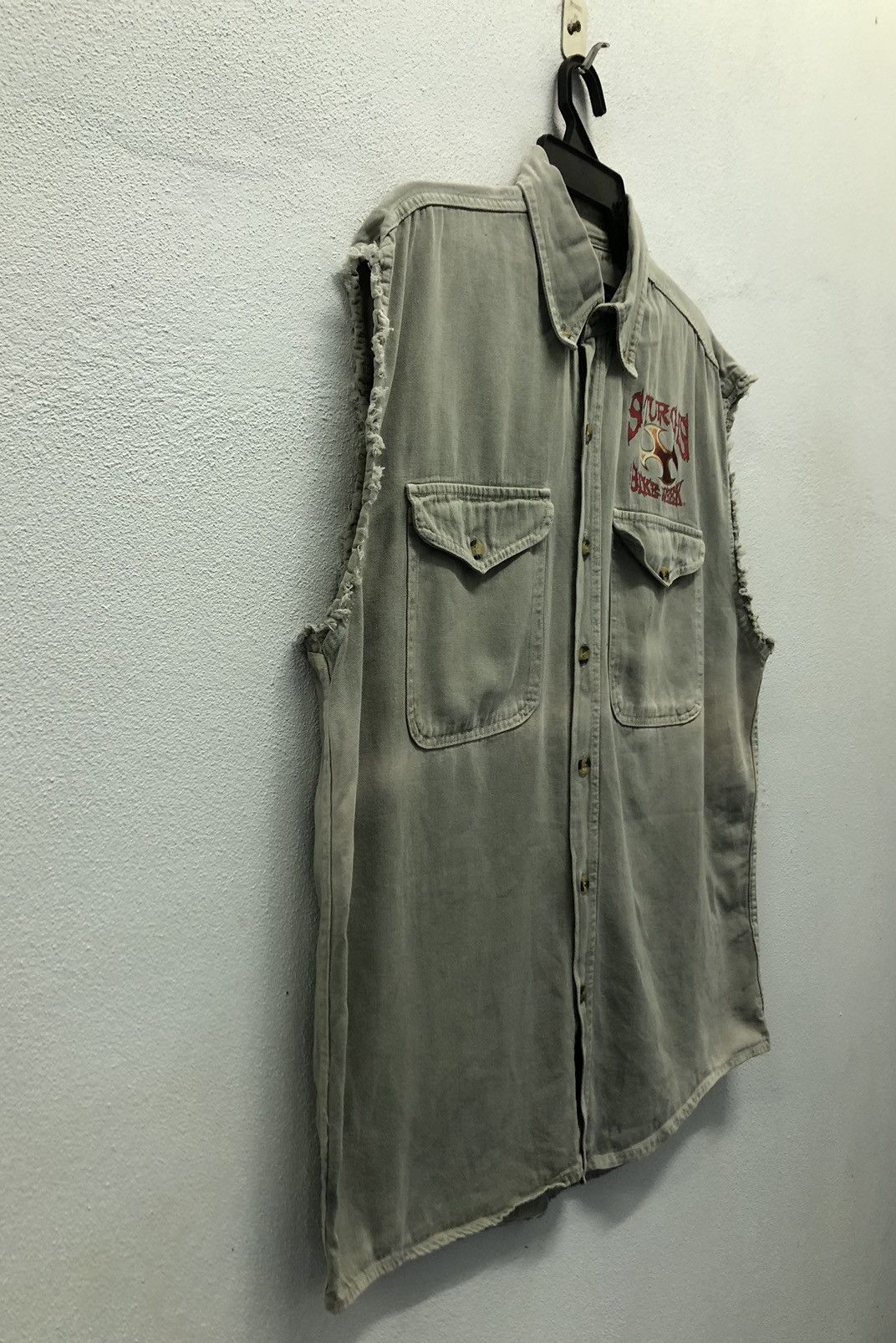 Indian Motorcycle Sturgis Bike Week Cutoff Biker Size L Biker Design Jacket Size US L / EU 52-54 / 3 - 7 Thumbnail