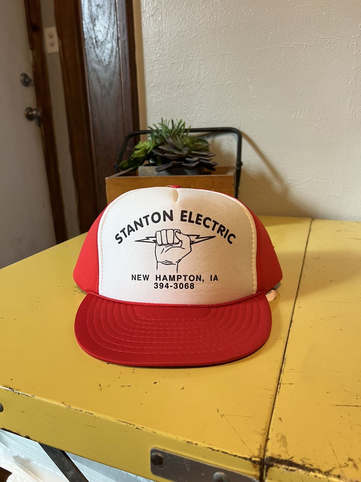 Vintage Vintage Trucker Hat Size ONE SIZE - 1 Thumbnail