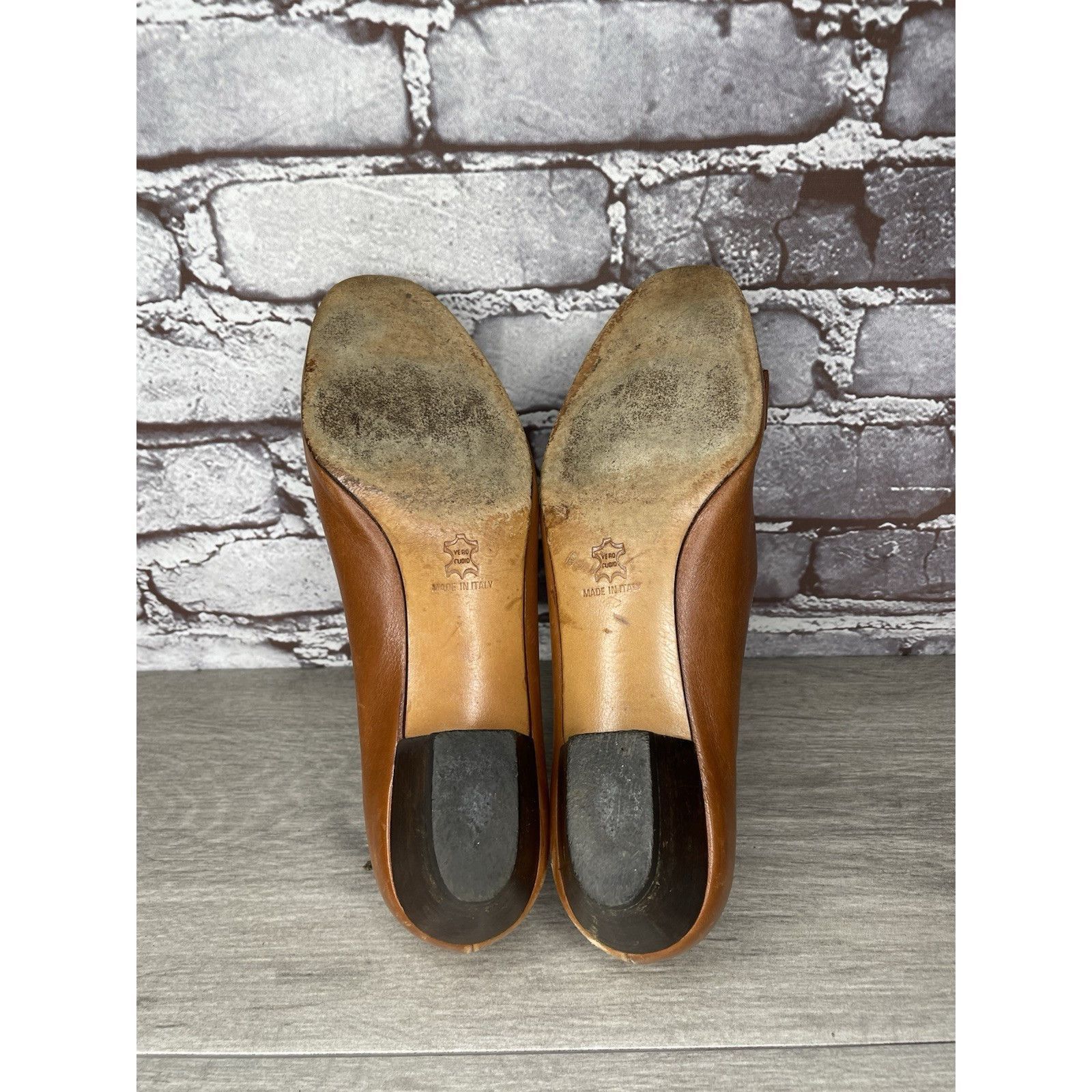Salvatore Ferragamo Salvatore Ferragamo Boutique Vara Brown Leather Bow Heels Wo Size US 8 / IT 38 - 20 Thumbnail