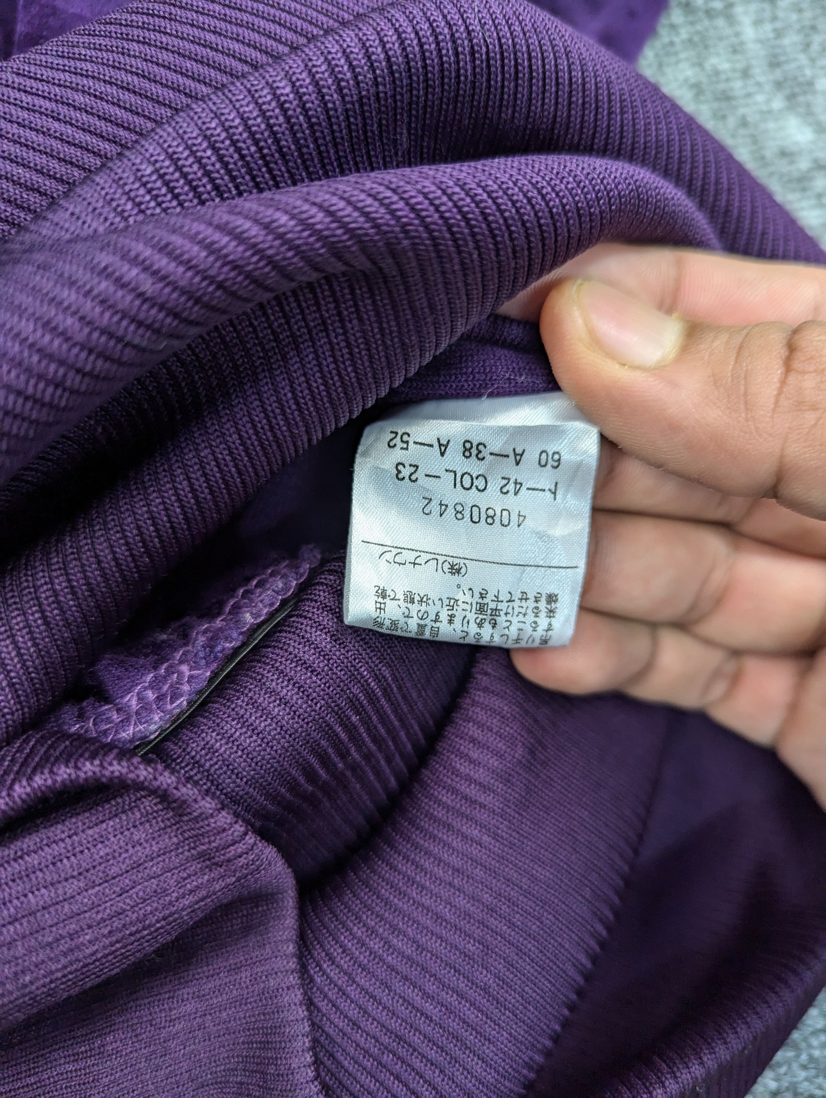 Norma Kamali Vintage Norma Kamali Purple Velvet Batwing Sweater Size M / US 6-8 / IT 42-44 - 10 Thumbnail