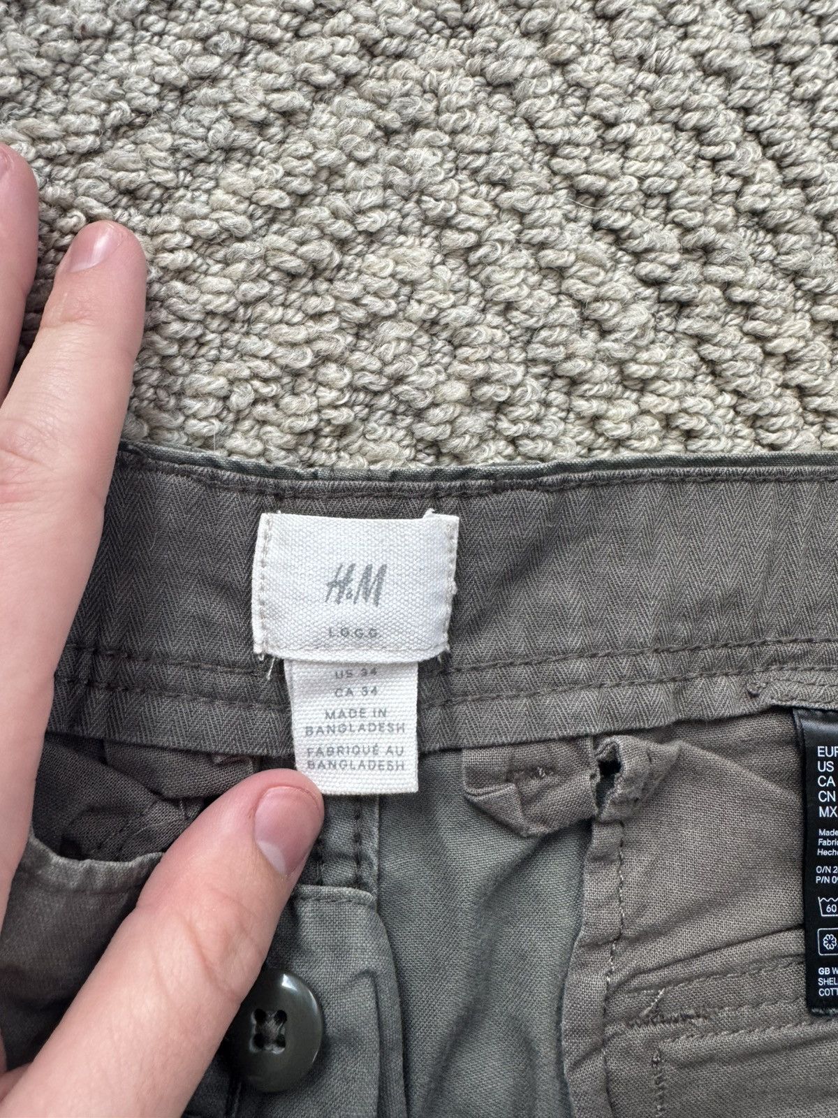 H&M Army Green Cargo Pants Size US 34 / EU 50 - 4 Thumbnail