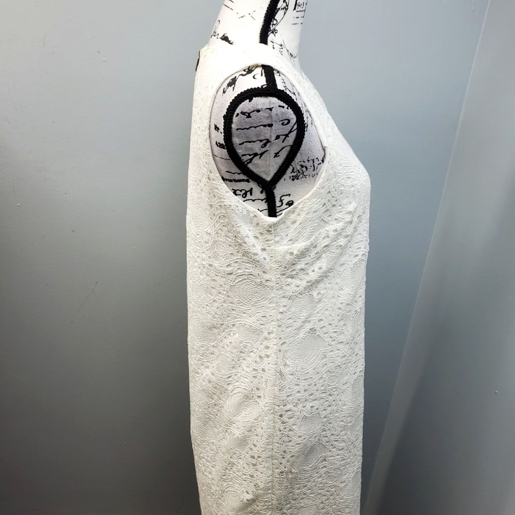 Vince Camuto Vince Camuto White Shift Dress Womens 8 Sleeveless Back Zip Knee Length Formal Party Cocktail Dress Size M / US 6-8 / IT 42-44 - 7 Thumbnail