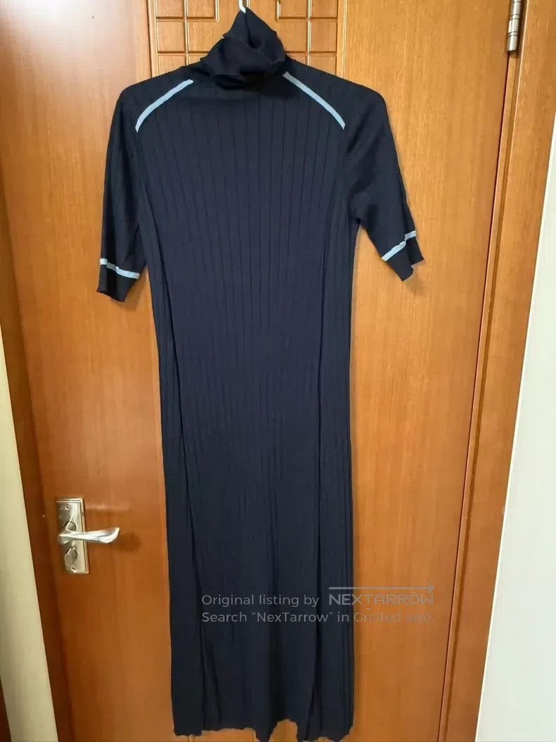 Loro Piana LORO PIANA Knitted dress Size XS / US 0-2 / IT 36-38 - 1 Thumbnail