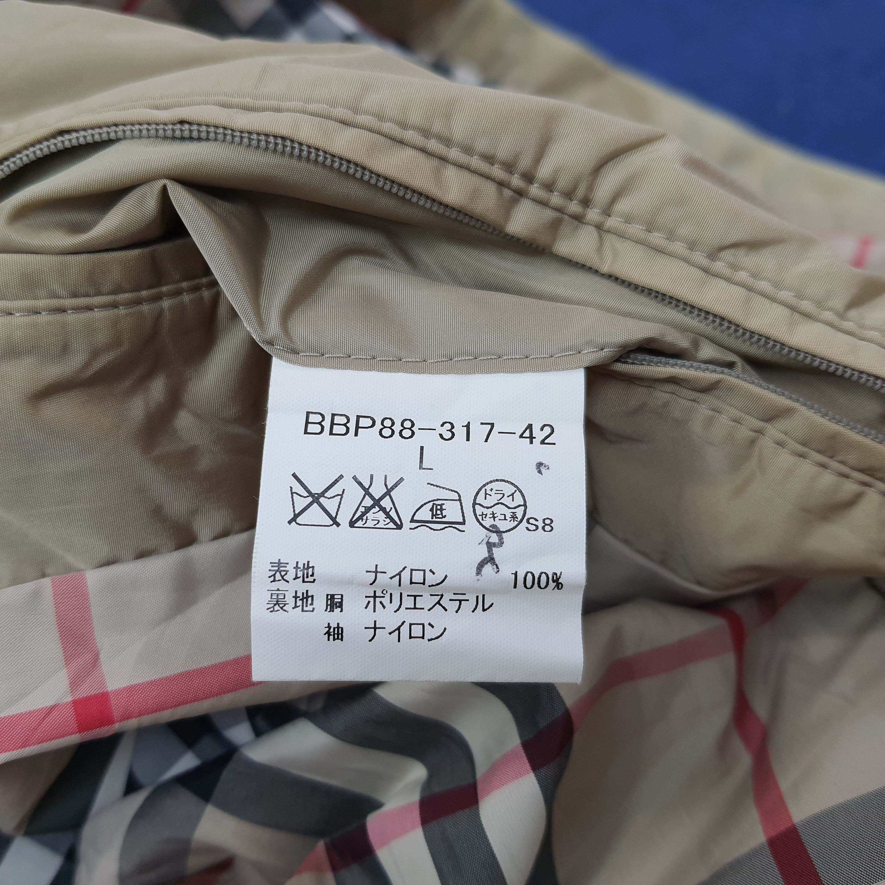 Burberry Vintage Burberry London Custom Logo Jacket C247N23 Size US M / EU 48-50 / 2 - 6 Thumbnail