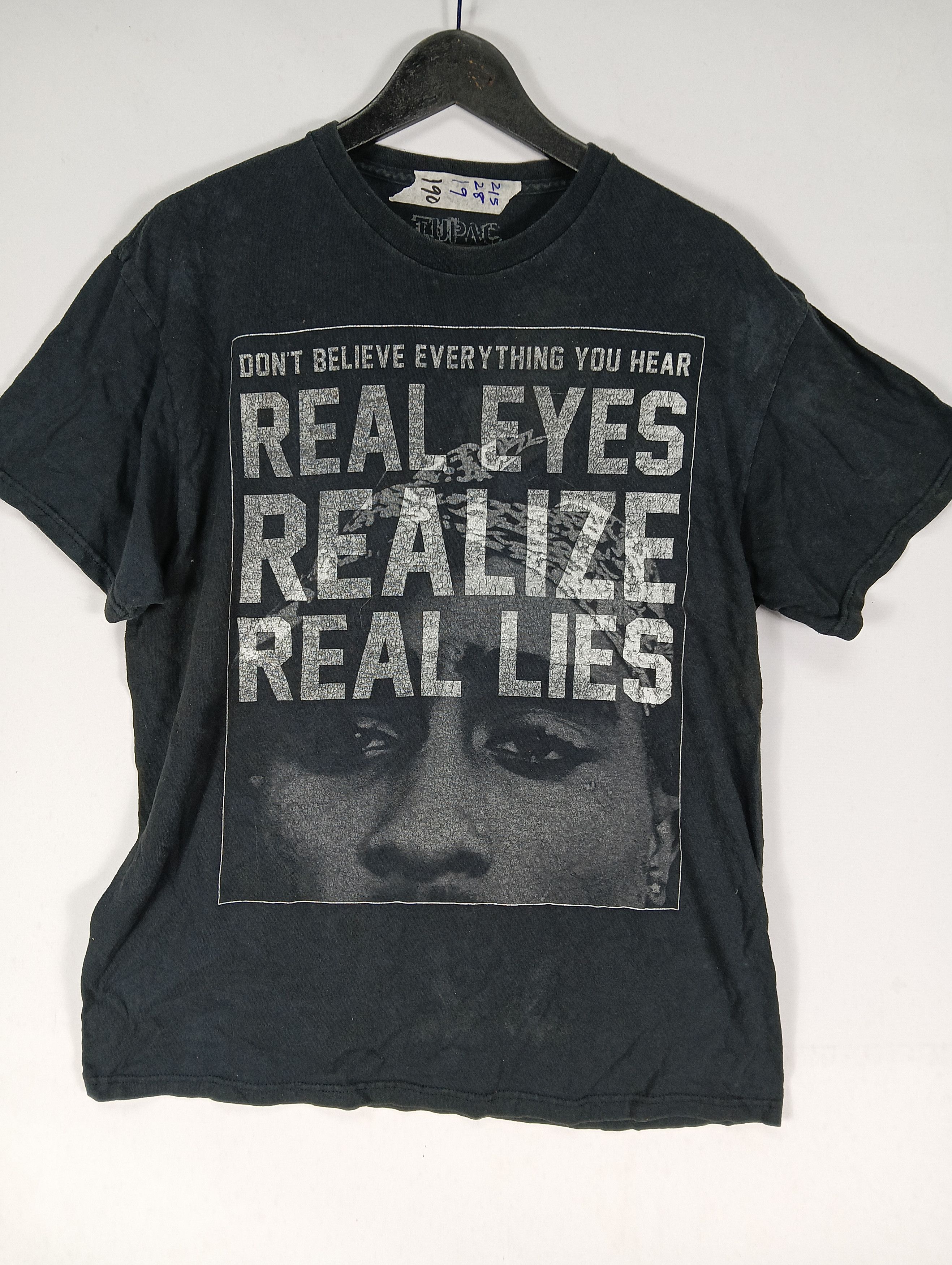 Vintage TUPAC AMARU AWA MERCHENDISE TEE BIG LOGO Size US L / EU 52-54 / 3 - 1 Thumbnail
