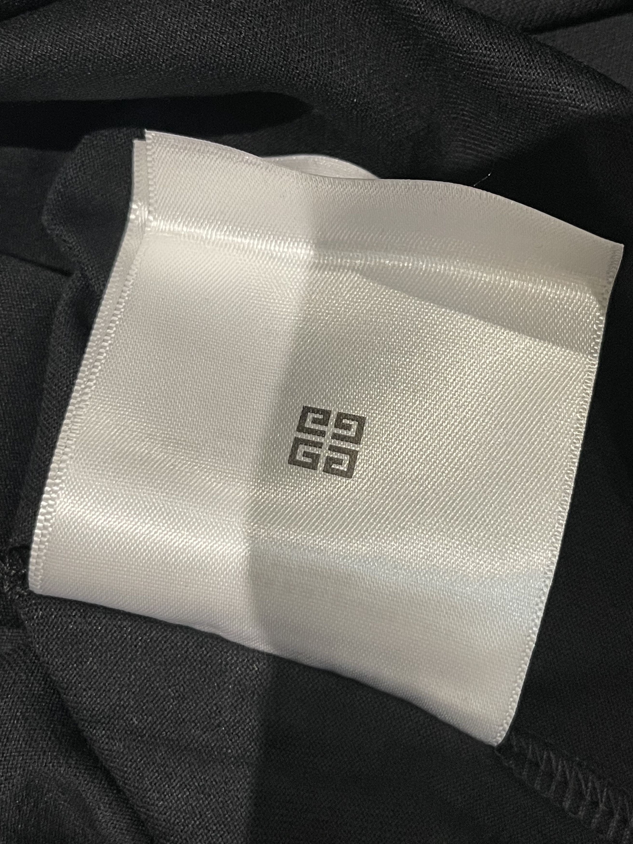 Givenchy Givenchy Multicolour Embroidery Logo T Size US S / EU 44-46 / 1 - 8 Thumbnail