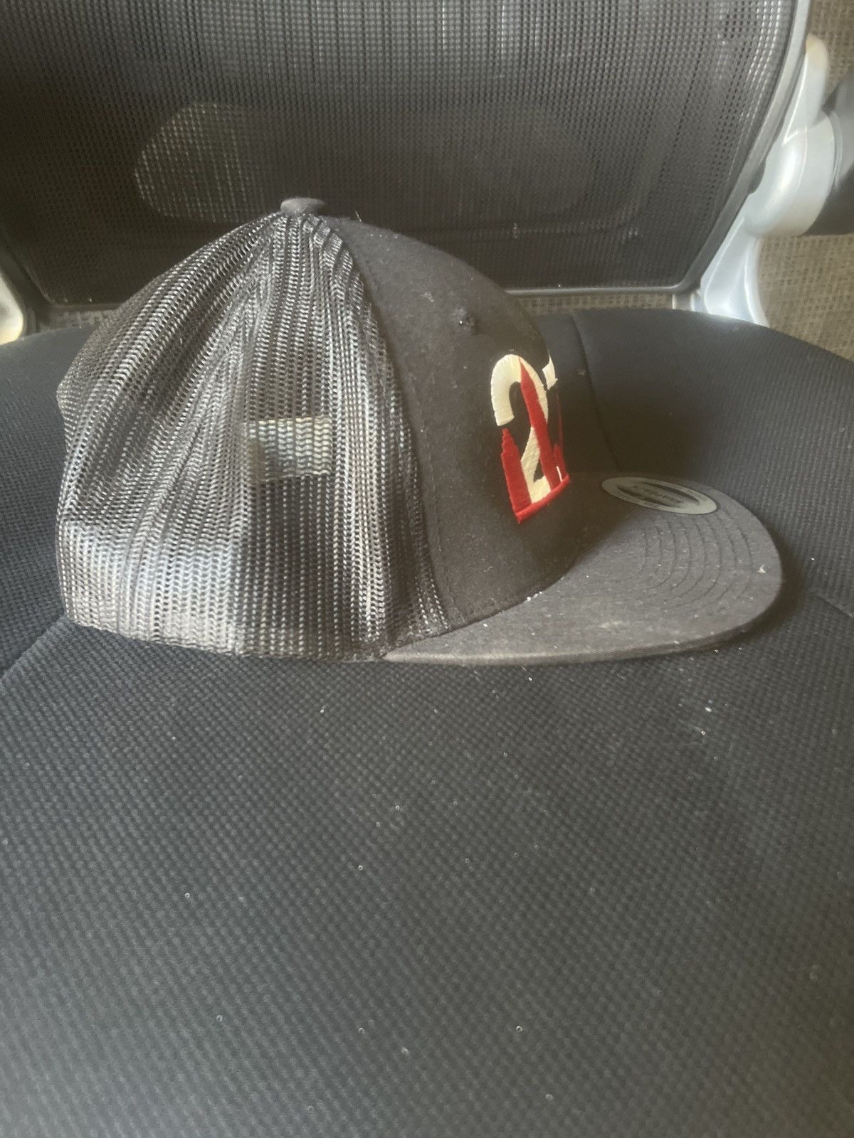 Lids Lids Yupoong 216 Skyline Mesh Snapback Size ONE SIZE - 5 Thumbnail