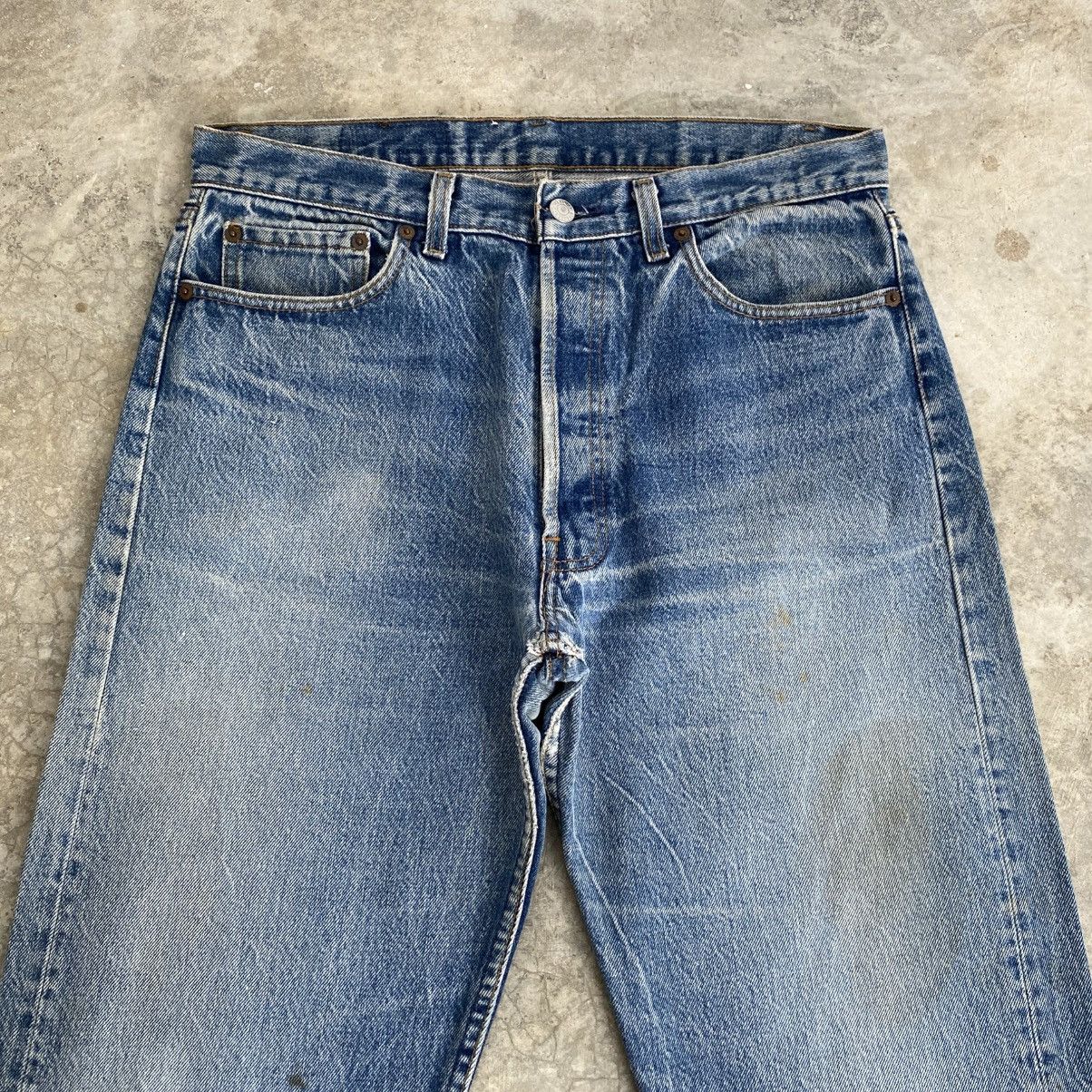 Levi's Vintage 80’s Levis 501xx Faded Stonewashed Blue Jeans Size US 34 / EU 50 - 2 Thumbnail
