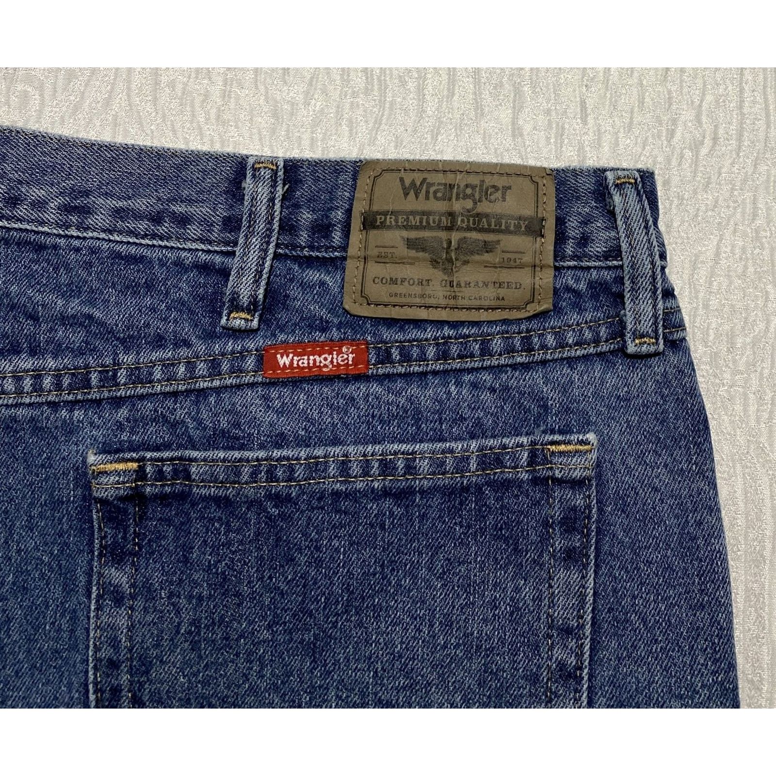 Wrangler Wrangler Jeans Mens 44x30 Blue Relaxed Fit Denim 5-Pocket Zipper Button Fly Comfort Guaranteed Mens Space9T701VR Size US 44 / EU 60 - 3 Thumbnail