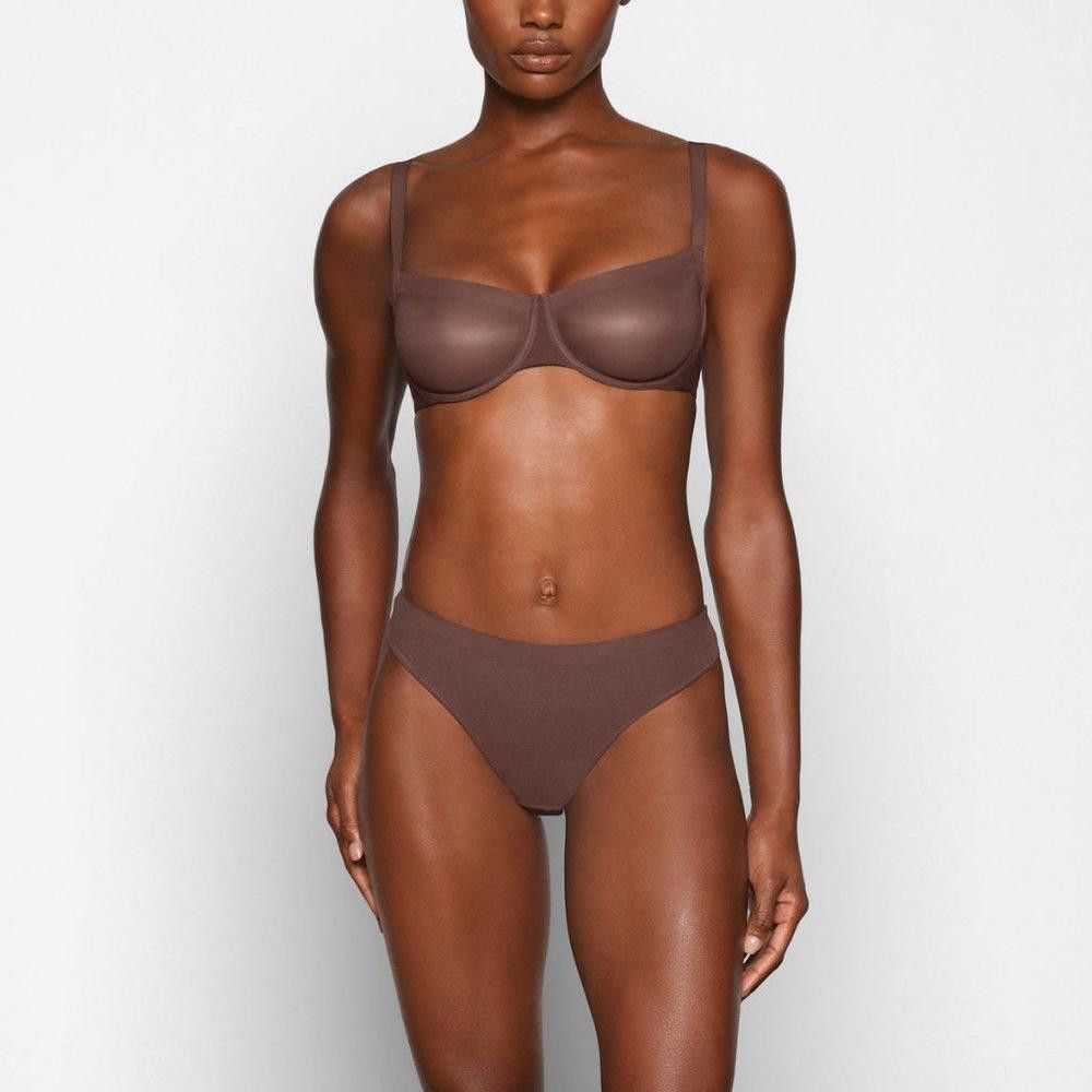 Designer CT601a Skims NWT NO SHOW MOLDED UNLINED BALCONETTE BRA Size ONE SIZE - 2 Thumbnail