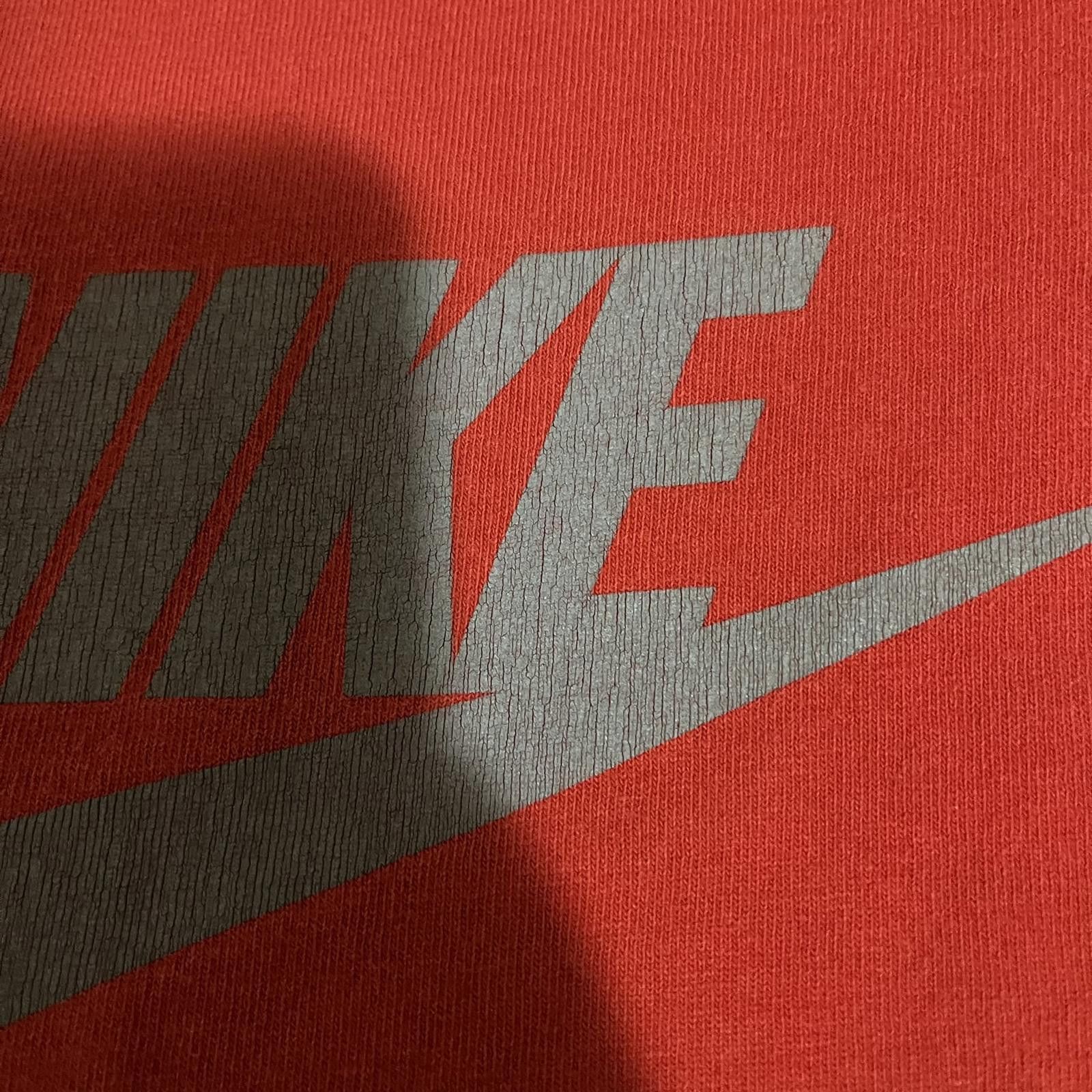 Nike Vtg 00s Red Nike Swoosh Tee M Honduras Size US M / EU 48-50 / 2 - 4 Thumbnail
