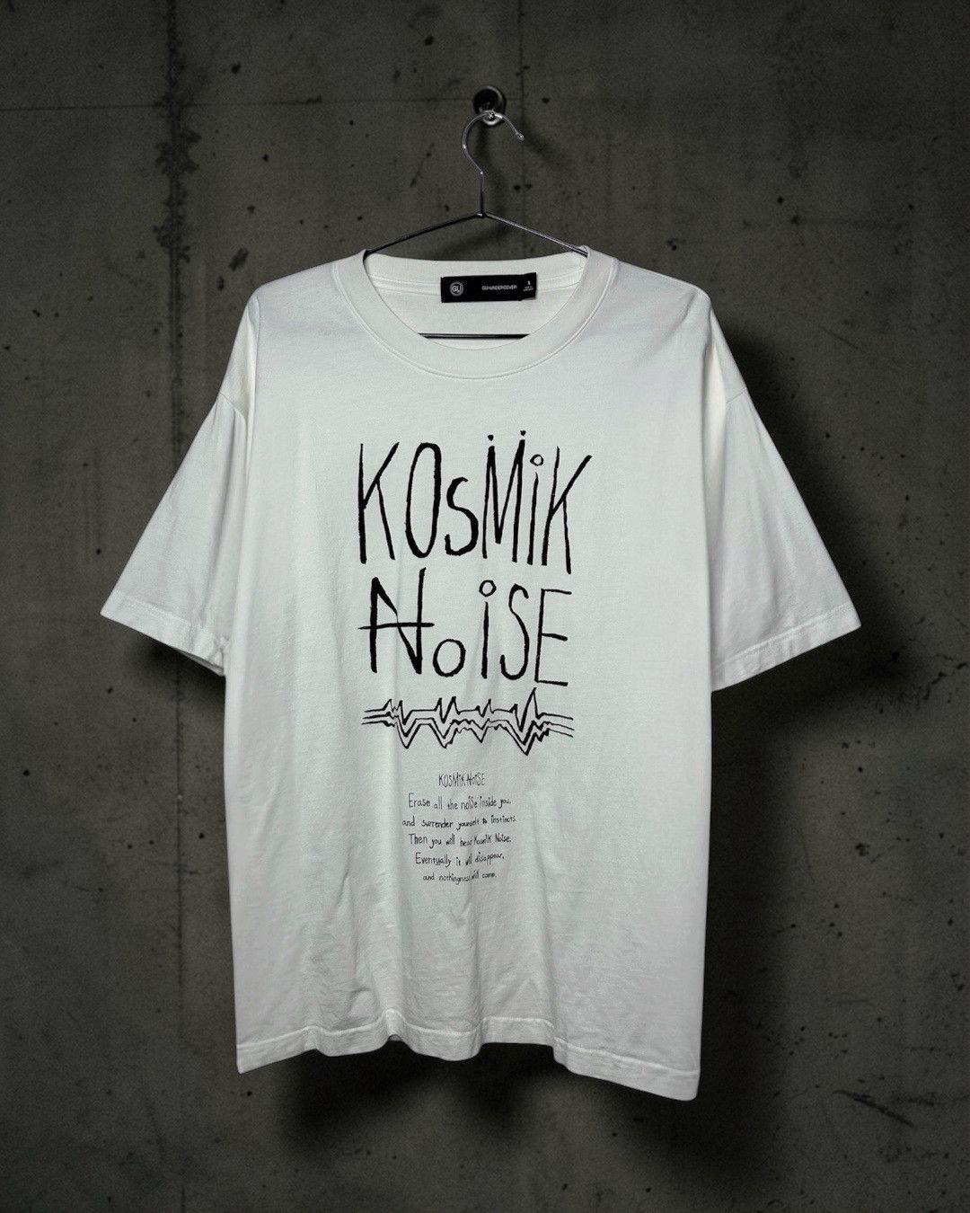 GU × Undercover GU x UNDERCOVER “Kosmik Noise” Graphic Tee Size US L / EU 52-54 / 3 - 1 Thumbnail