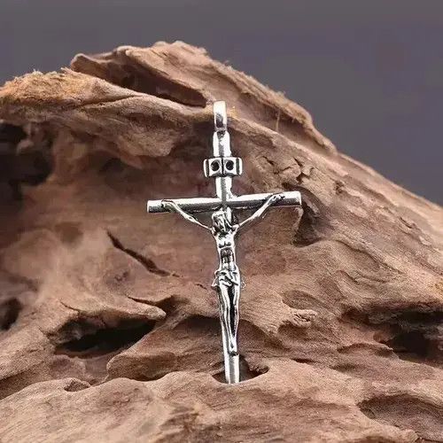 Chain x Jewelry Jesus Cross Necklace in Silver, Men's