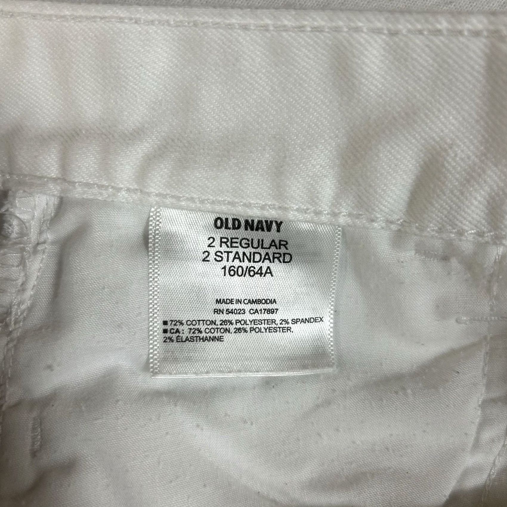 Old Navy Old Navy Bermuda Shorts Womens 2 White Stretch Cuffed Casual Twill Cotton Blend Spandex Reg" Size 26" / US 2 / IT 38 - 4 Thumbnail