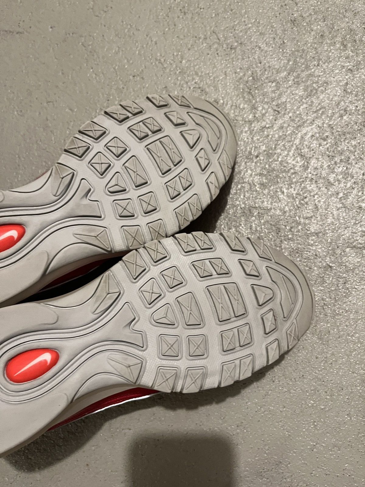 Nike × Supreme Supreme Air Max 98 Size US 8 / EU 41 - 8 Thumbnail