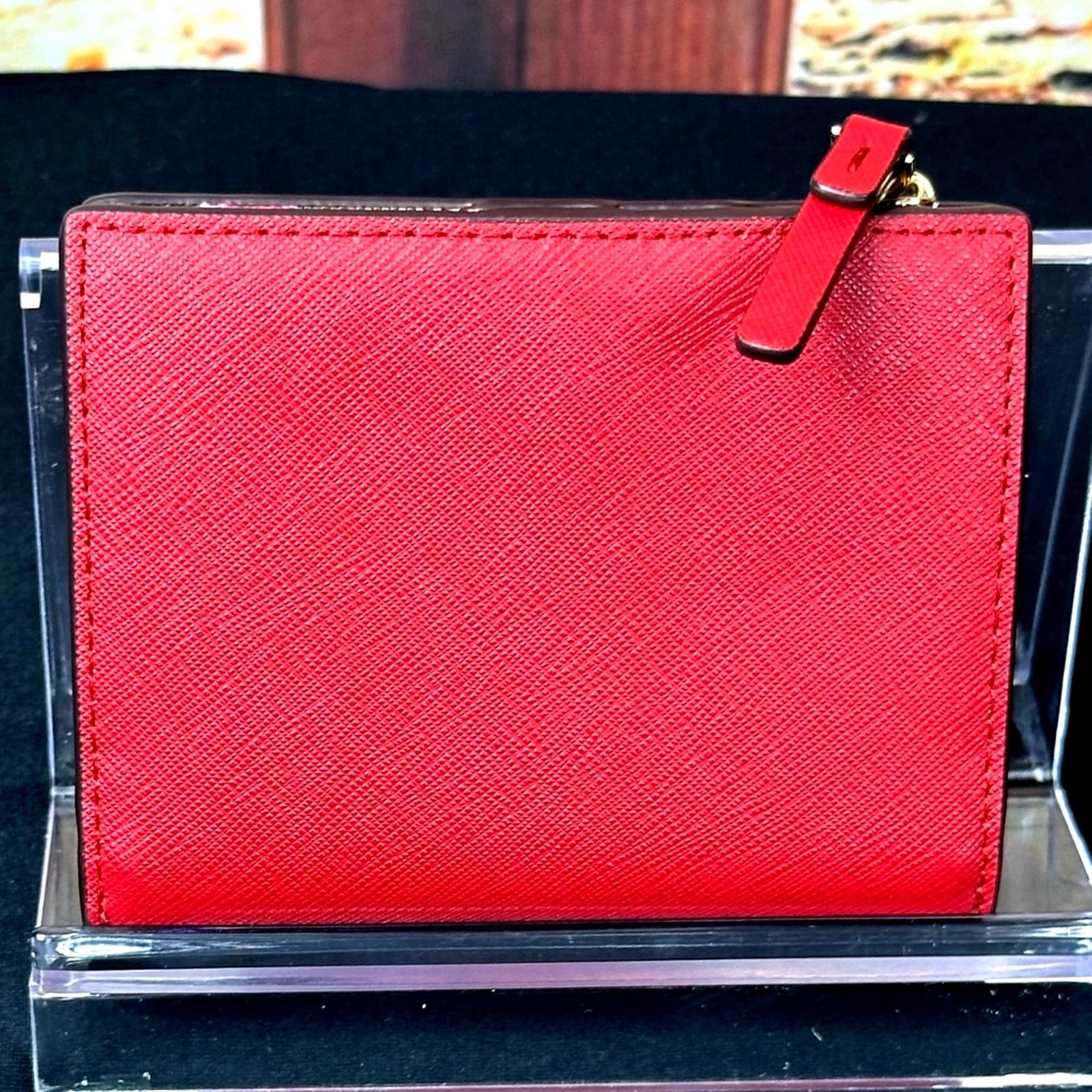 Kate Spade Kate Spade Laurel Way Hazy Rose Small Shawn Red Roses Inside Size ONE SIZE - 11 Thumbnail