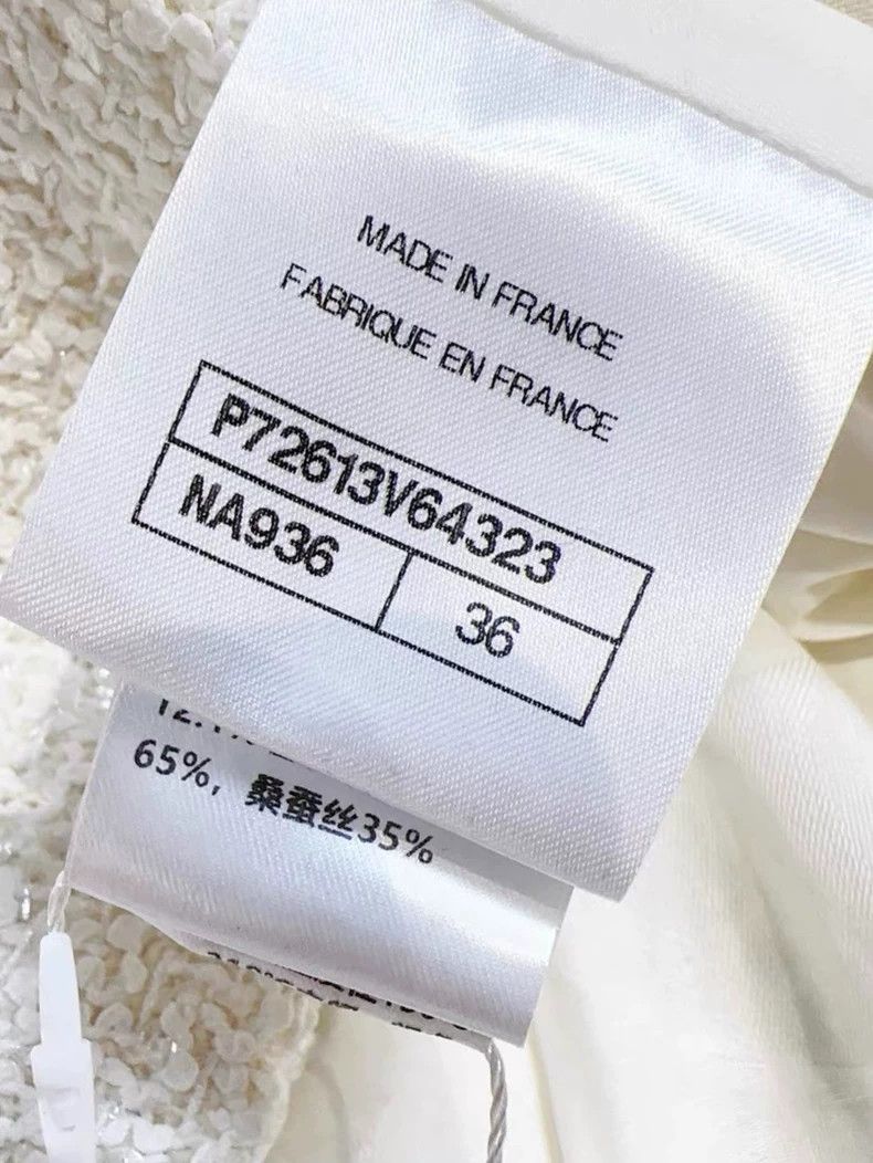 Chanel Chanel 22S popular white soft tweed four-pocket silhouette Size XS / US 0-2 / IT 36-38 - 4 Thumbnail