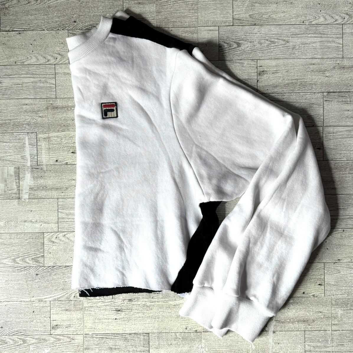 Fila FILA, Two Tone, Velvet Back, Cropped Sweatshirt Size M / US 6-8 / IT 42-44 - 16 Thumbnail
