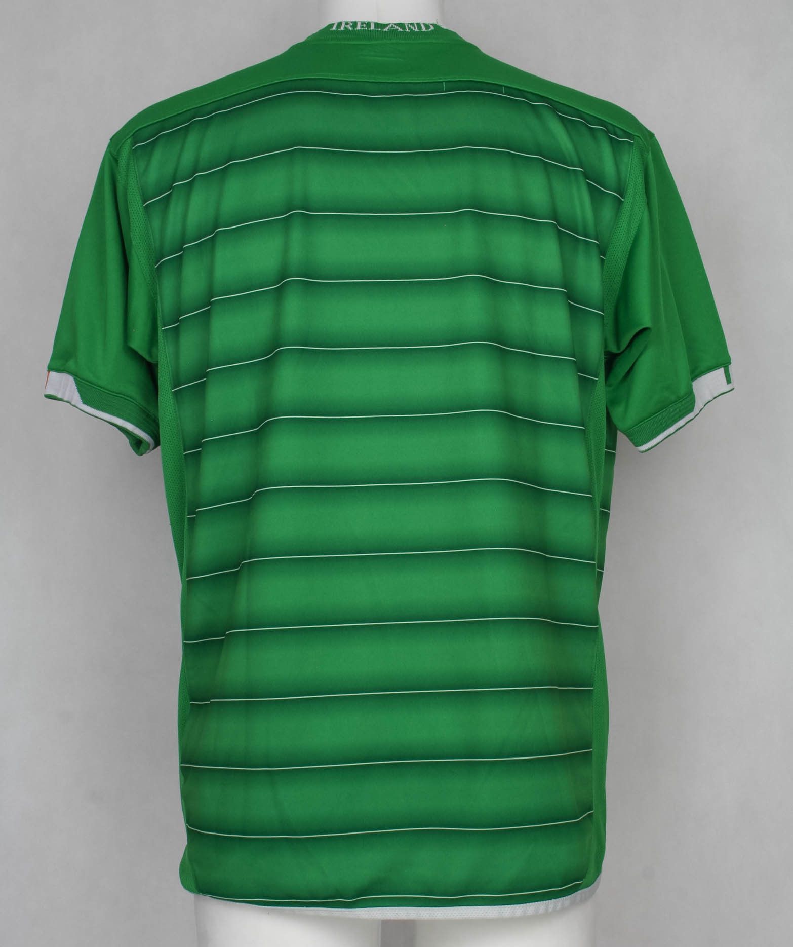 Umbro Umbro Ireland Shirt Jersey Soccer 2003 / 04 size L Size US L / EU 52-54 / 3 - 2 Thumbnail