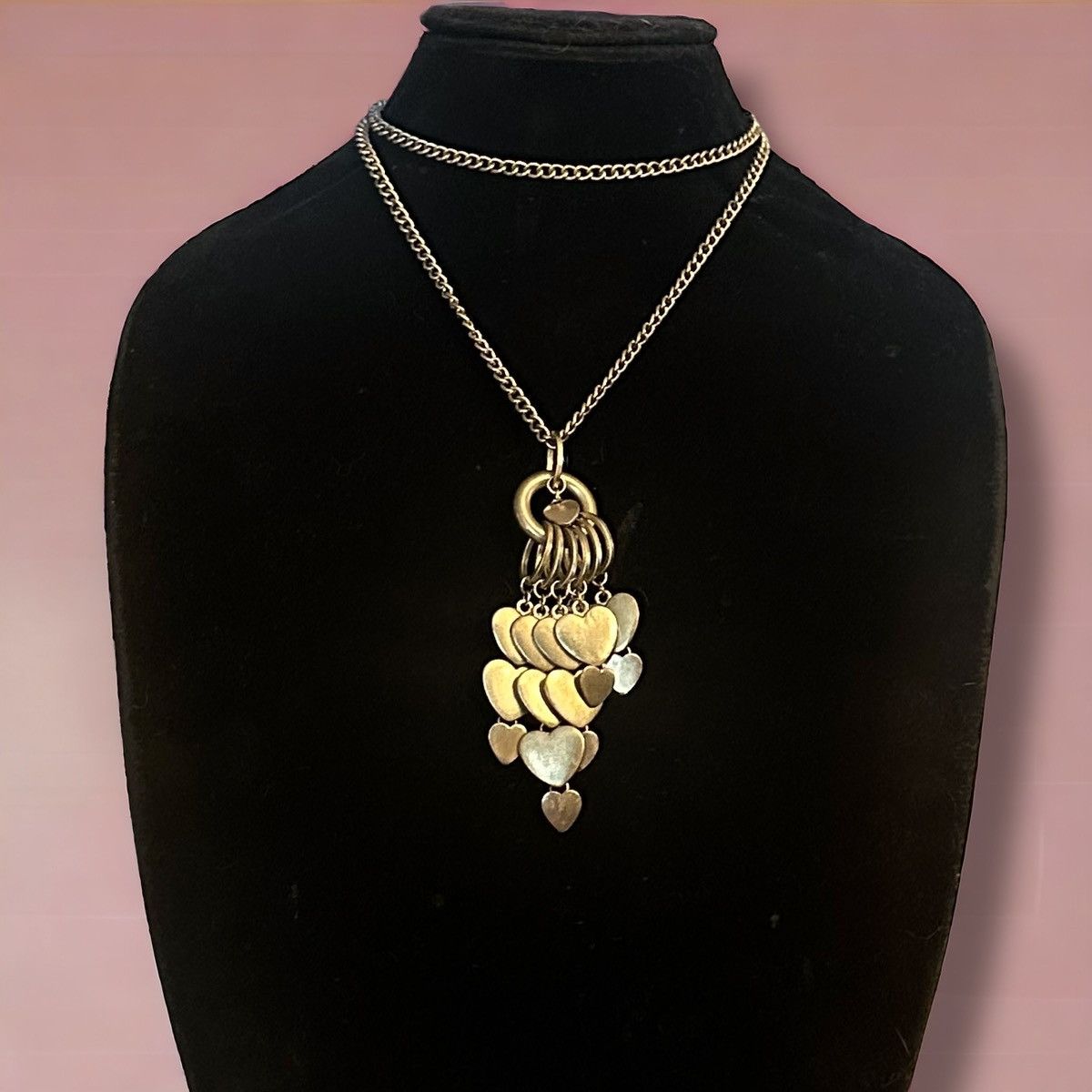 Other Long gold tone tiered hearts tassel necklace Size ONE SIZE - 2 Thumbnail