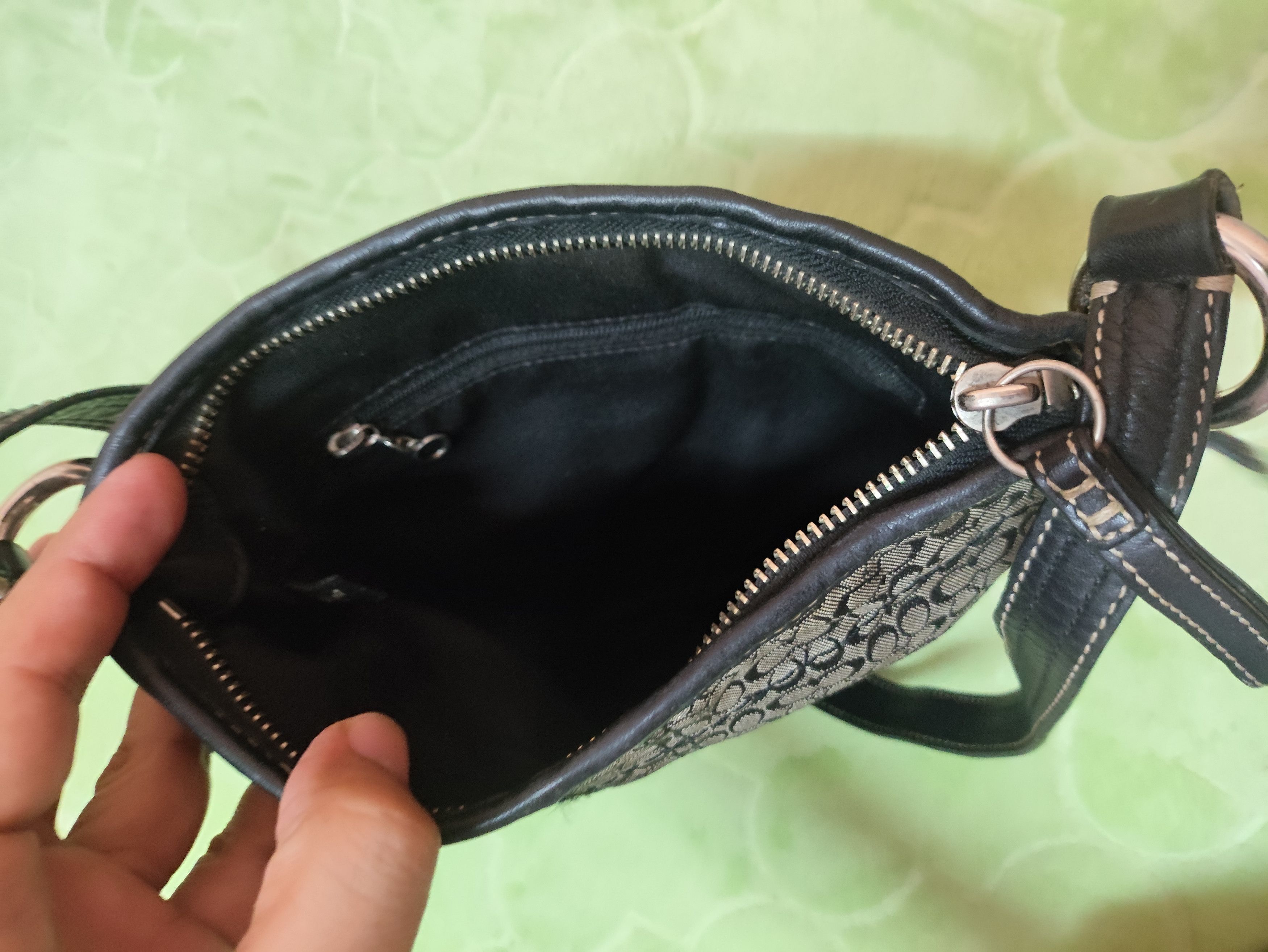 Coach × Leather × Vintage Vintage Coach Sling Bag (Old retro Design 💥) Size ONE SIZE - 6 Thumbnail
