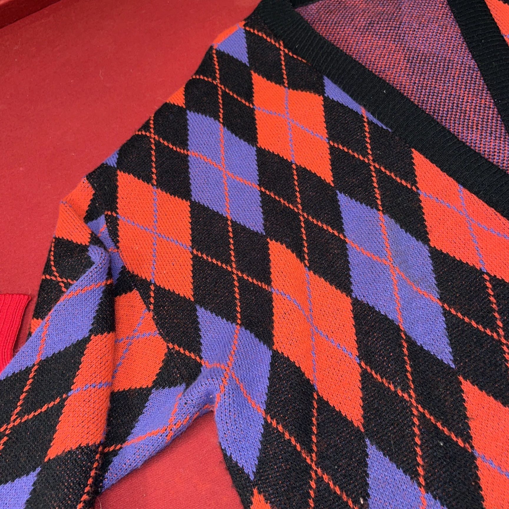 Vintage VINTAGE ARGYLE SWEATER Cardigan dark academia red Purple Black BUTTON XXL Women Size XXL / US 16-18 / IT 52-54 - 3 Thumbnail
