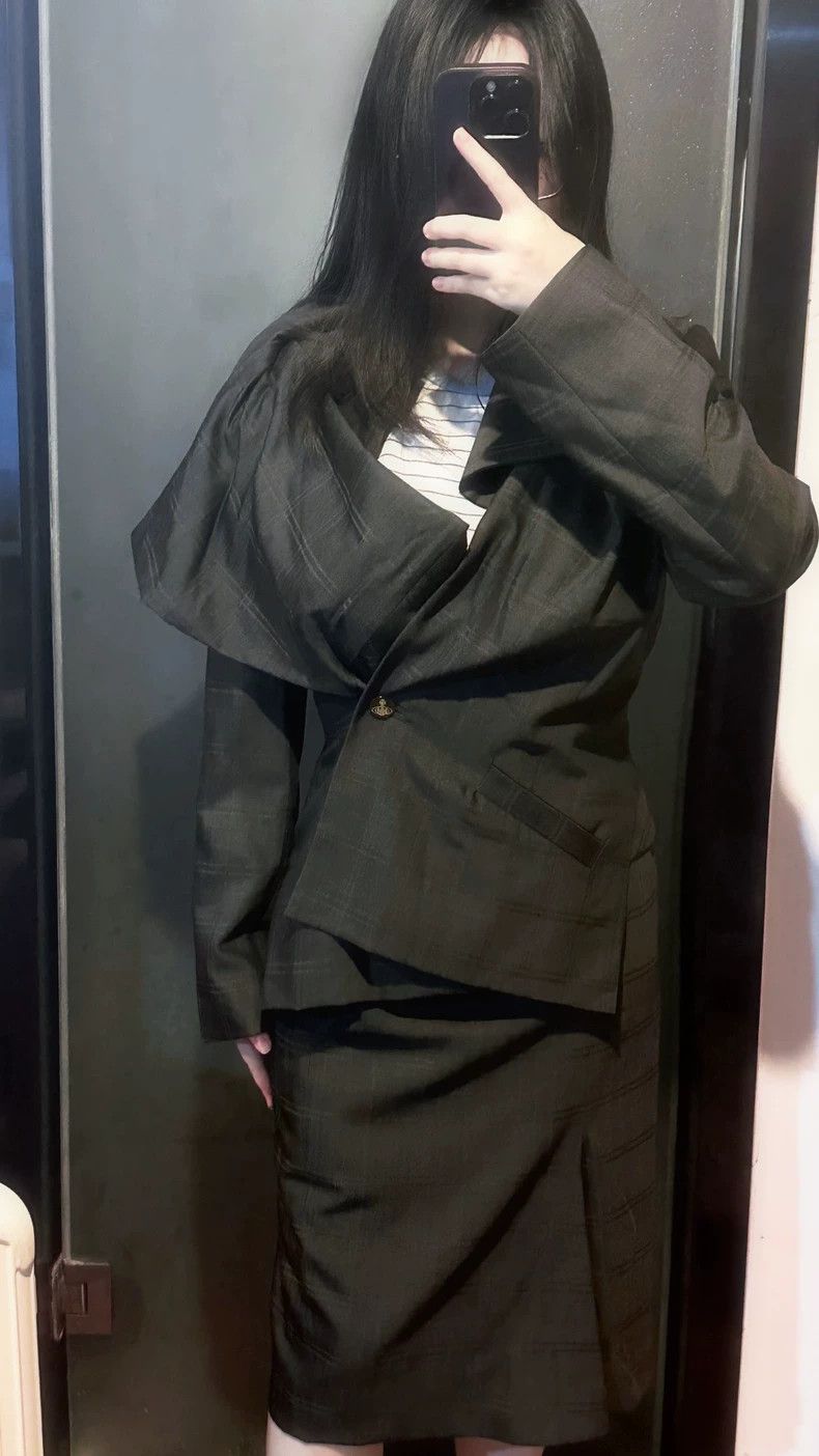 Vivienne Westwood Vivienne Westwood Black cloak shirt Size M / US 6-8 / IT 42-44 - 8 Thumbnail